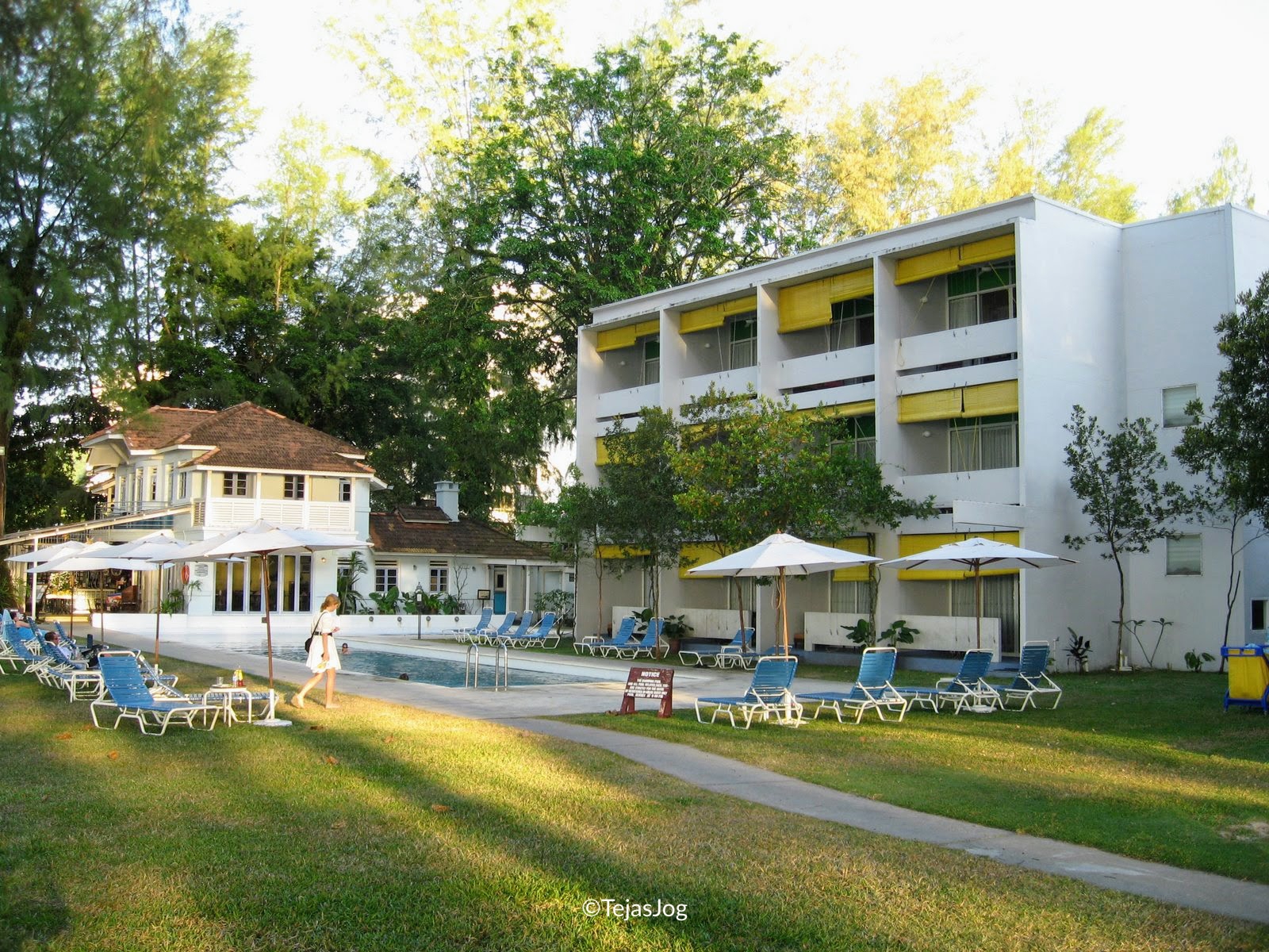 Lone Pine Hotel