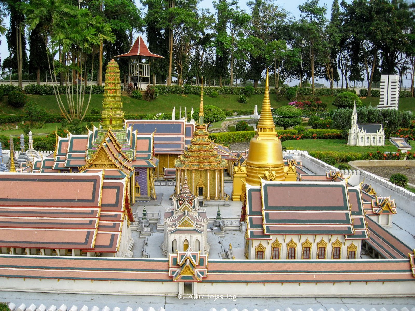 Mini Siam