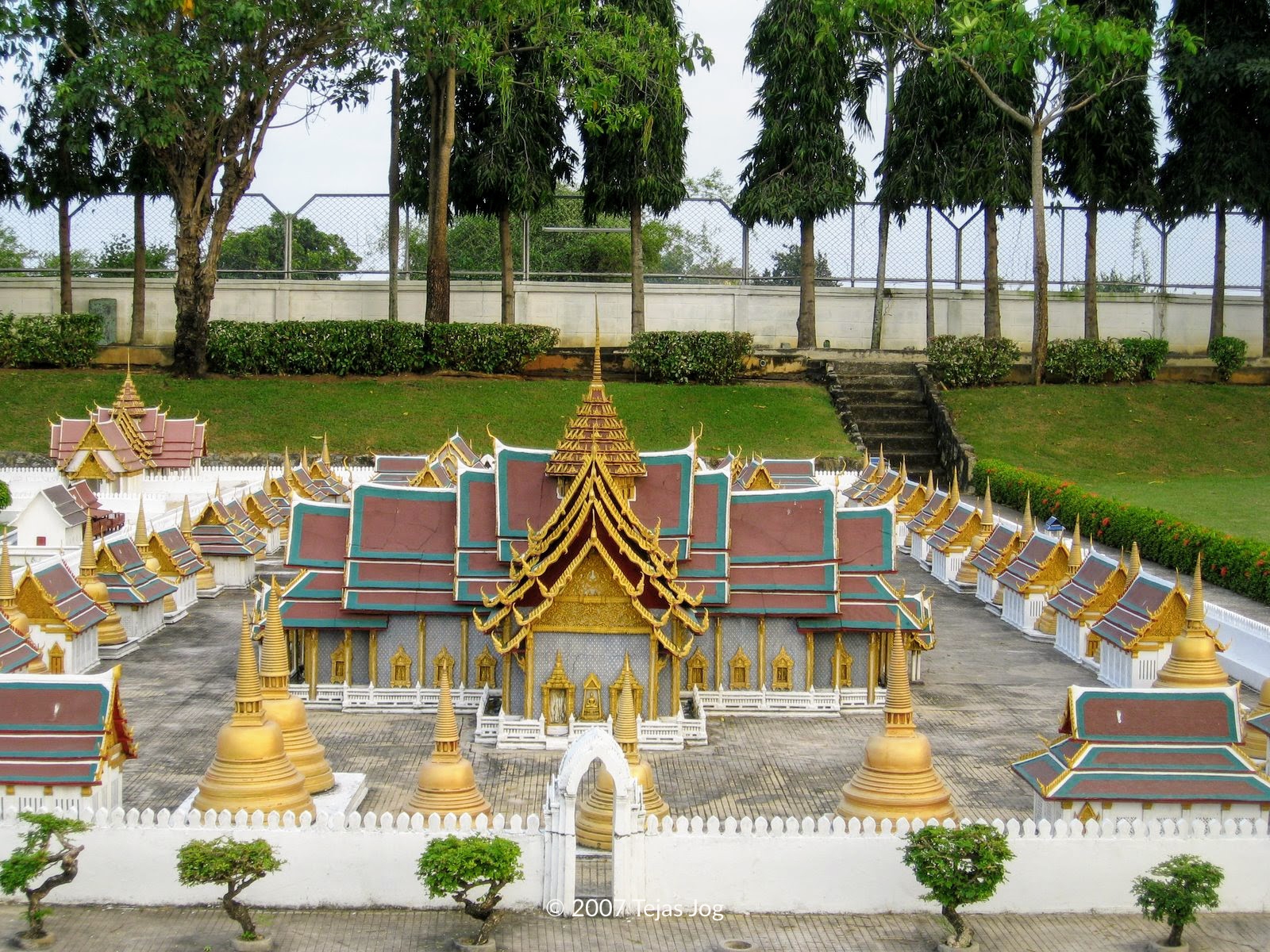 Mini Siam