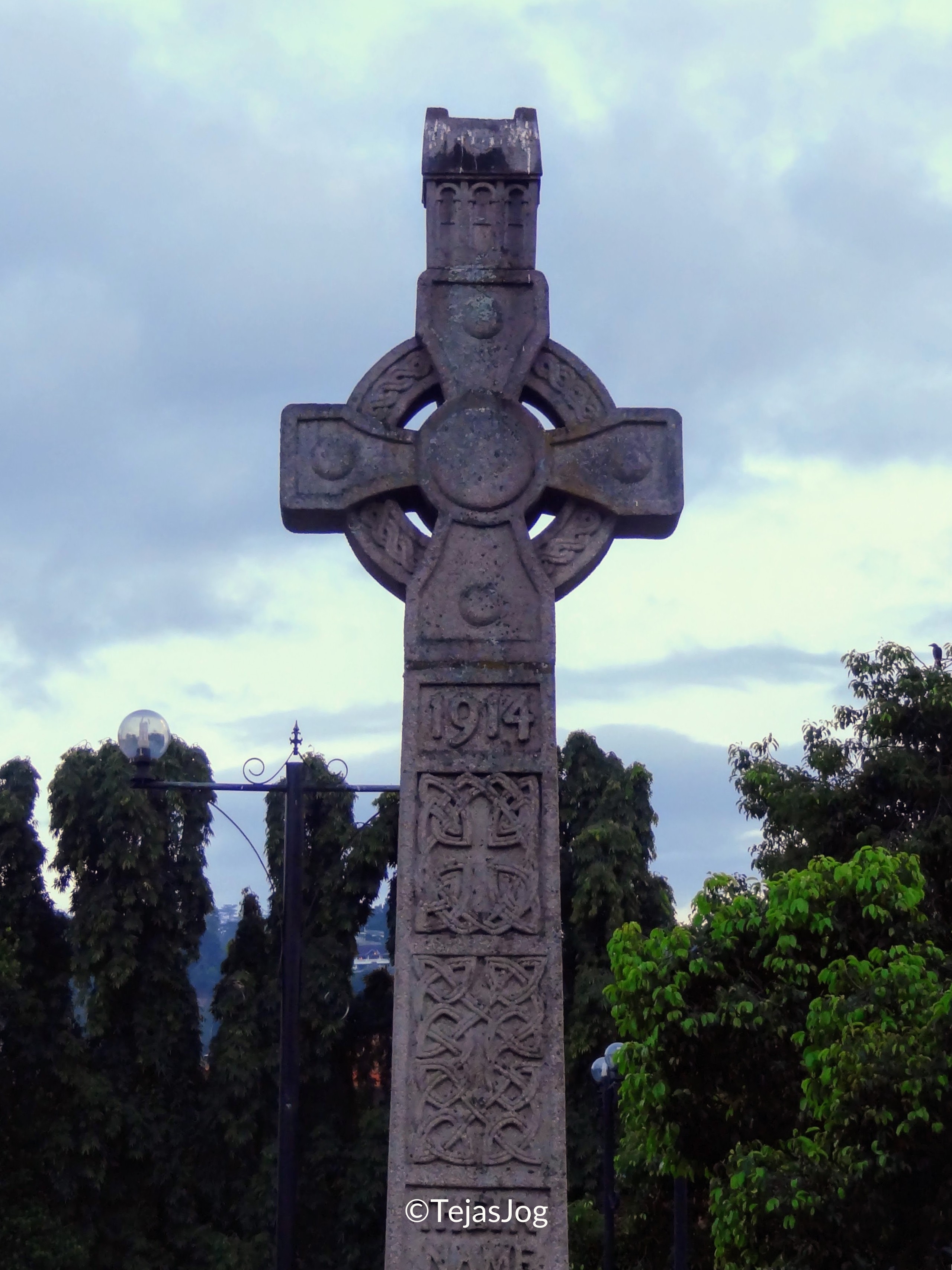 World War I Celtic cross memorial, Kandy — dated 1914