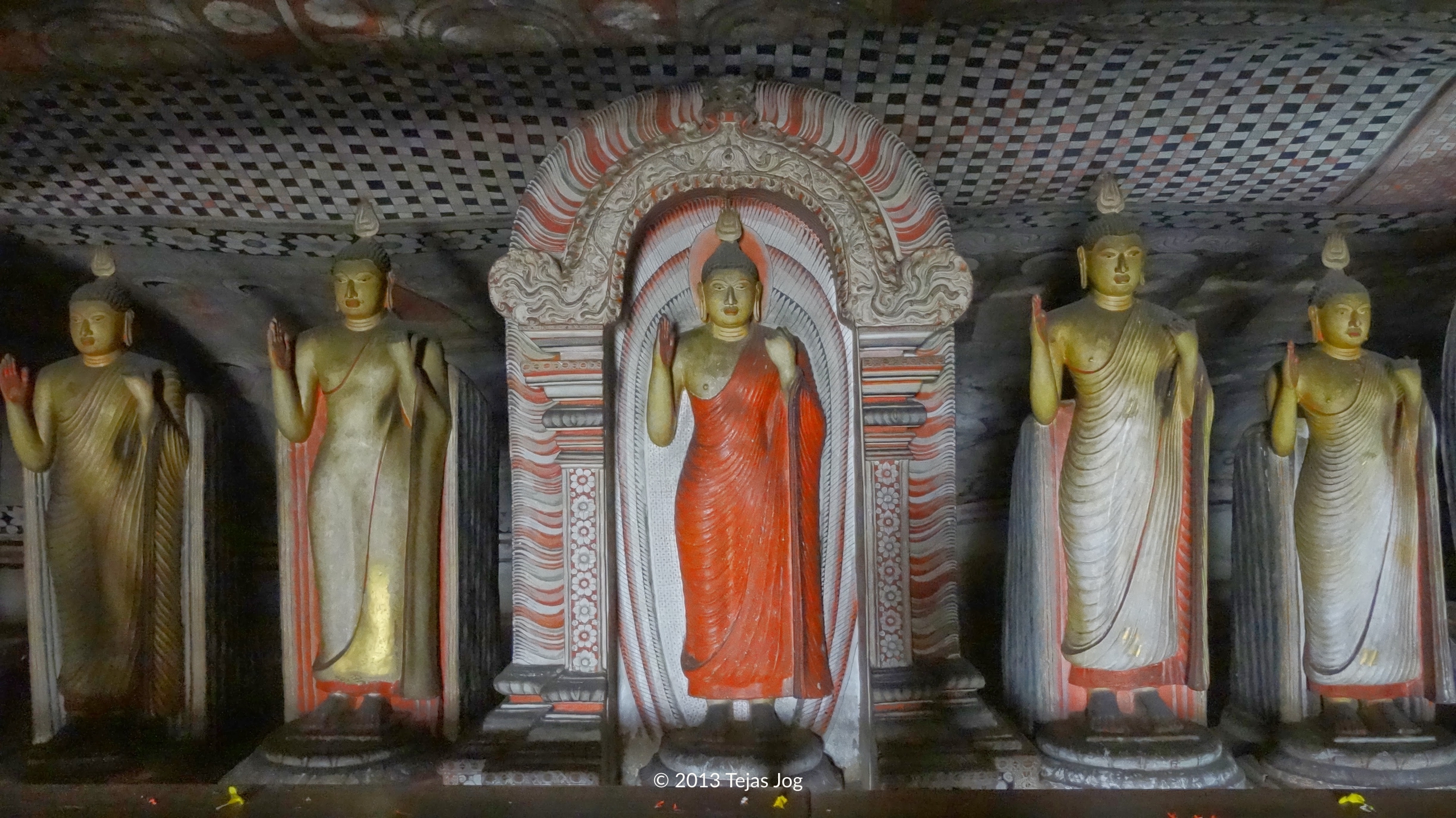 Dambulla Cave Temple