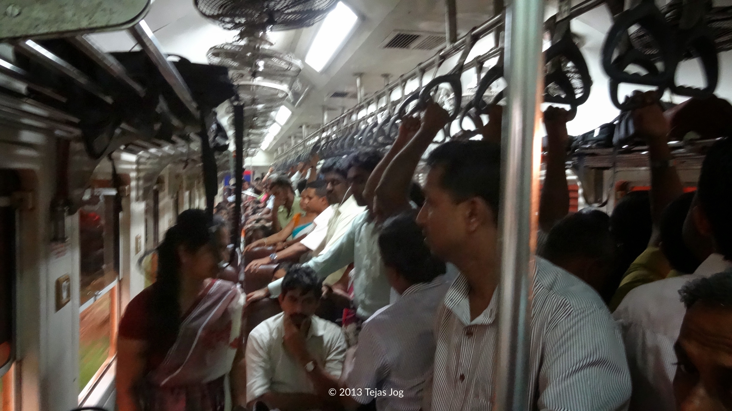 Packed evening train from Colombo to Mirissa