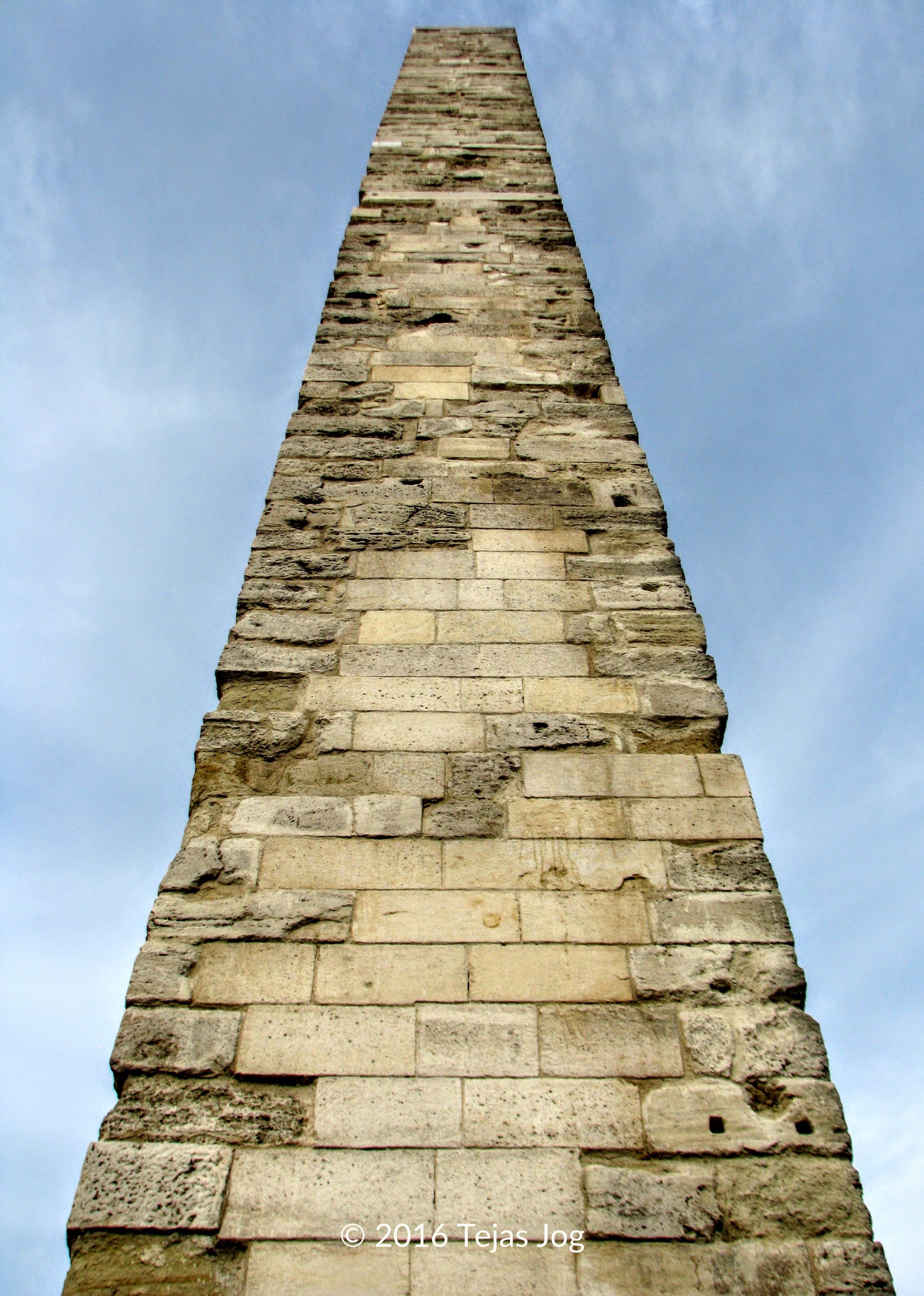 Walled Obelisk / Örme Dikilitaş