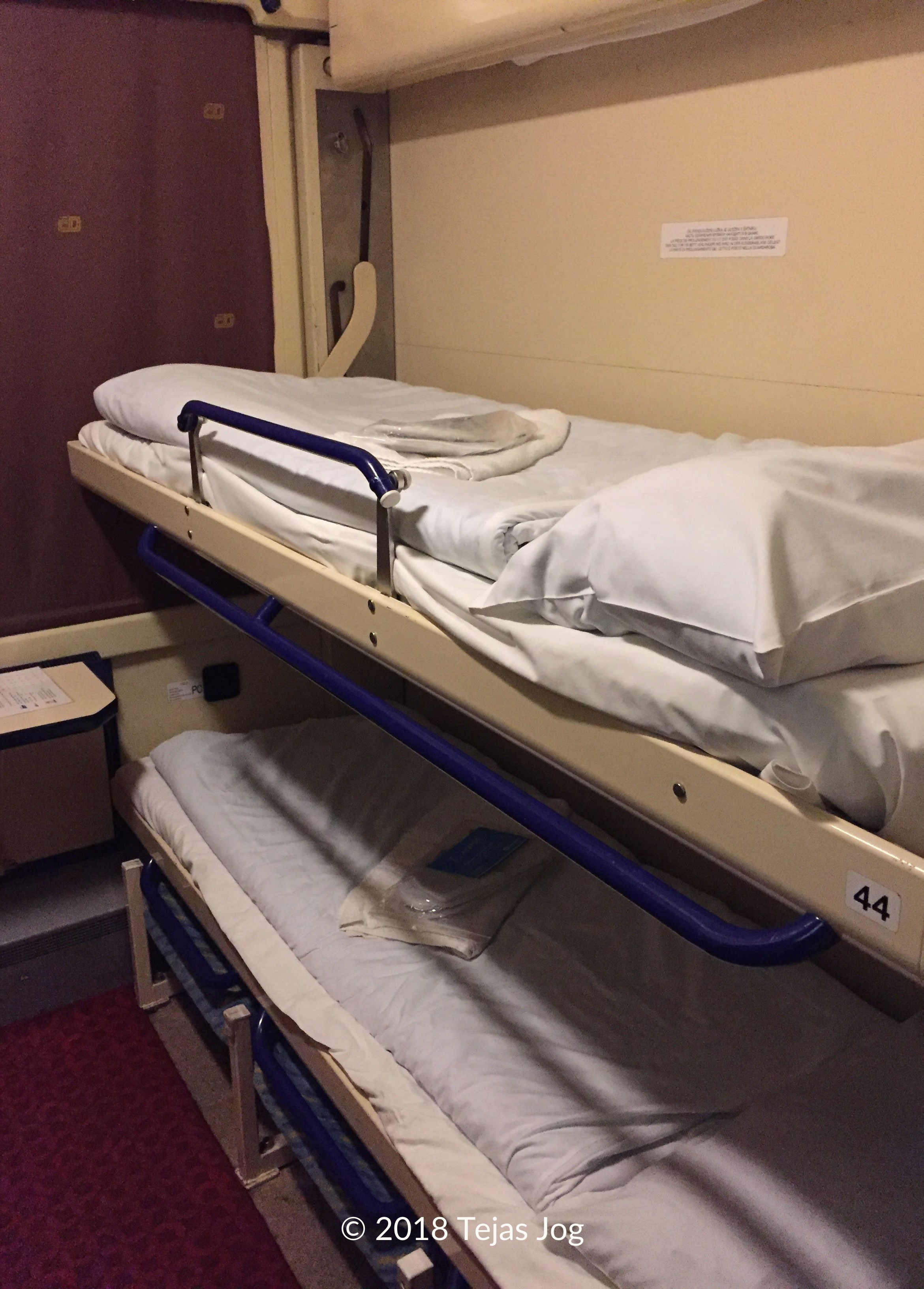 EuroNight sleeper train EN 443