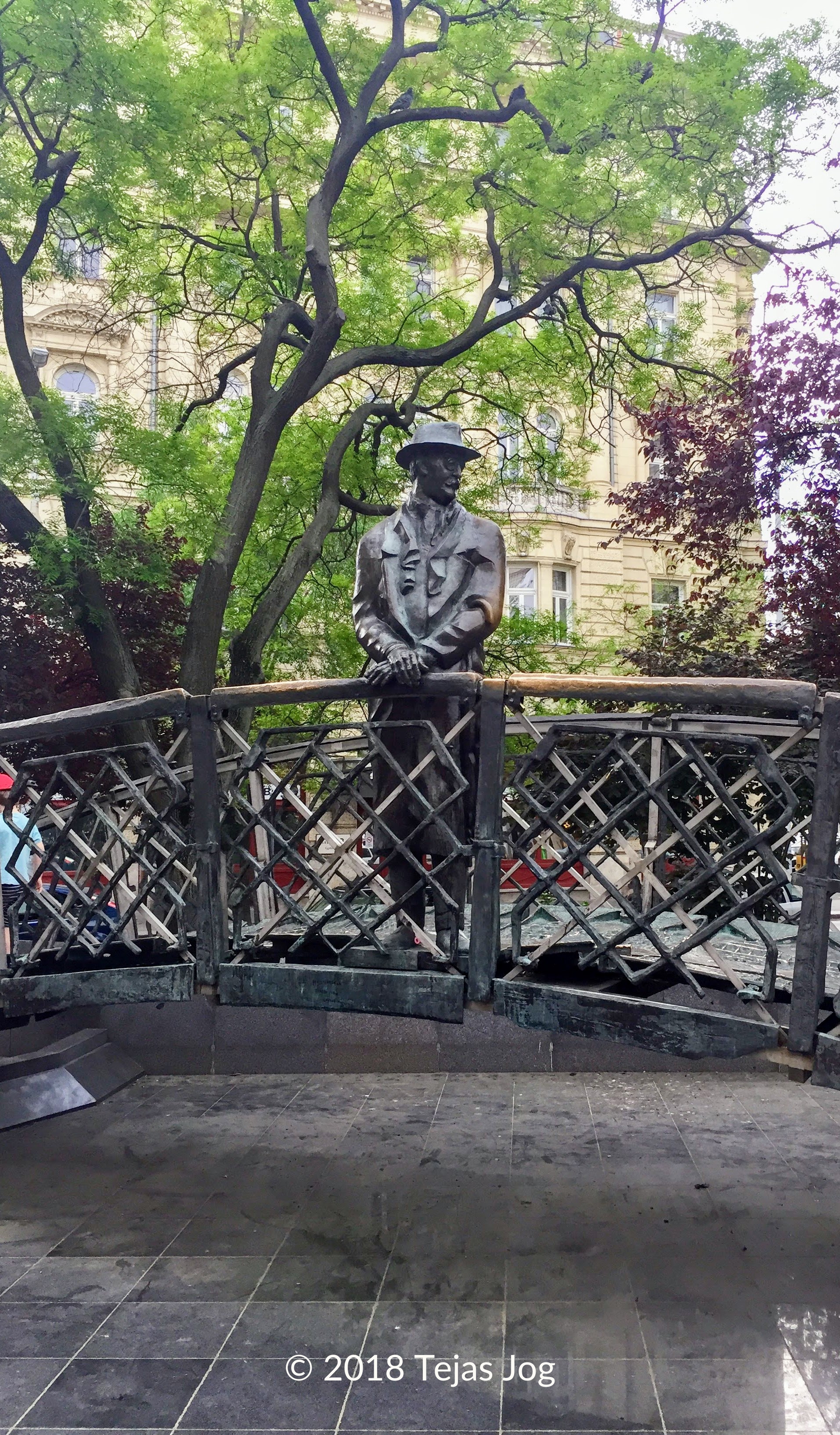 Statue of Imre Nagy