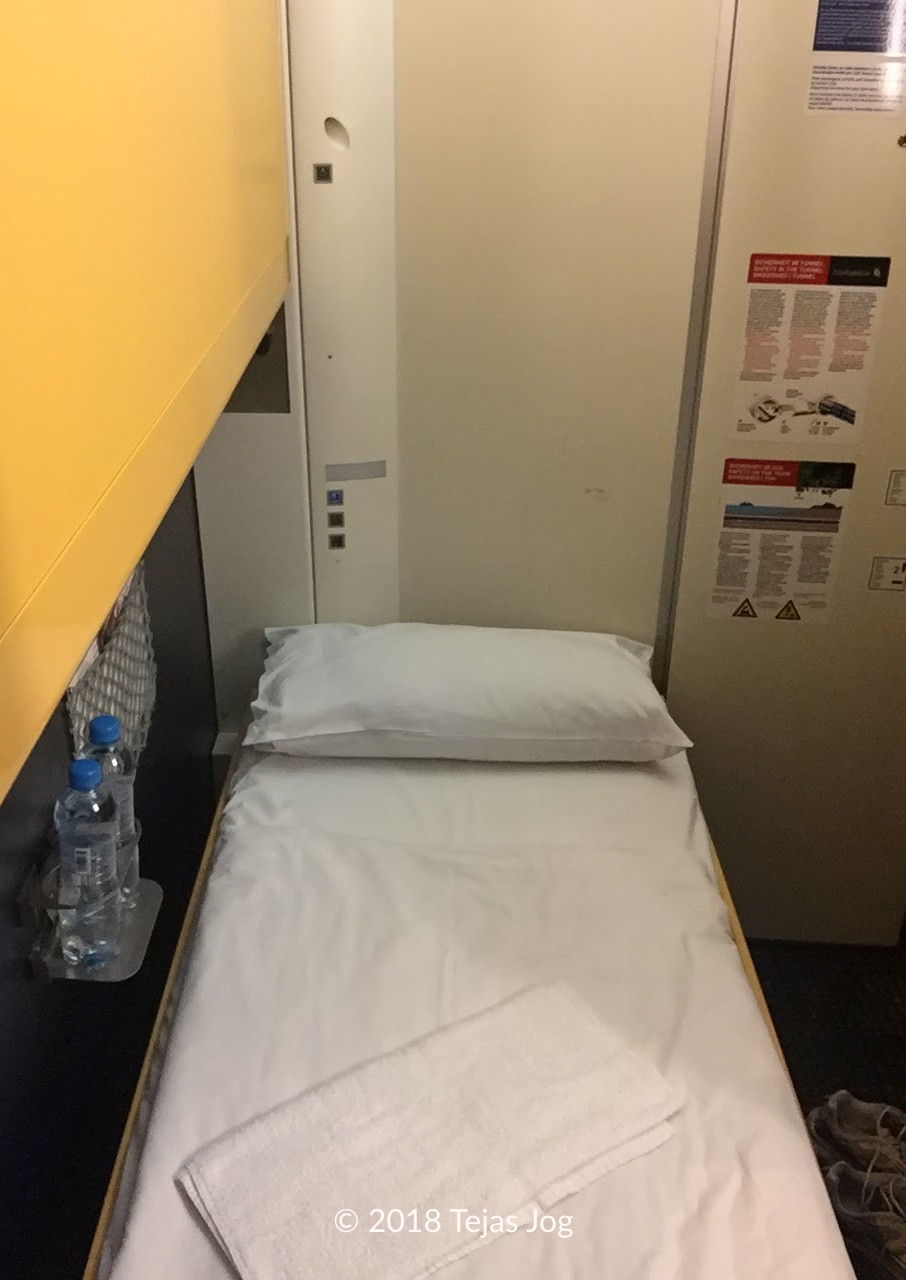 EuroNight sleeper train EN 476