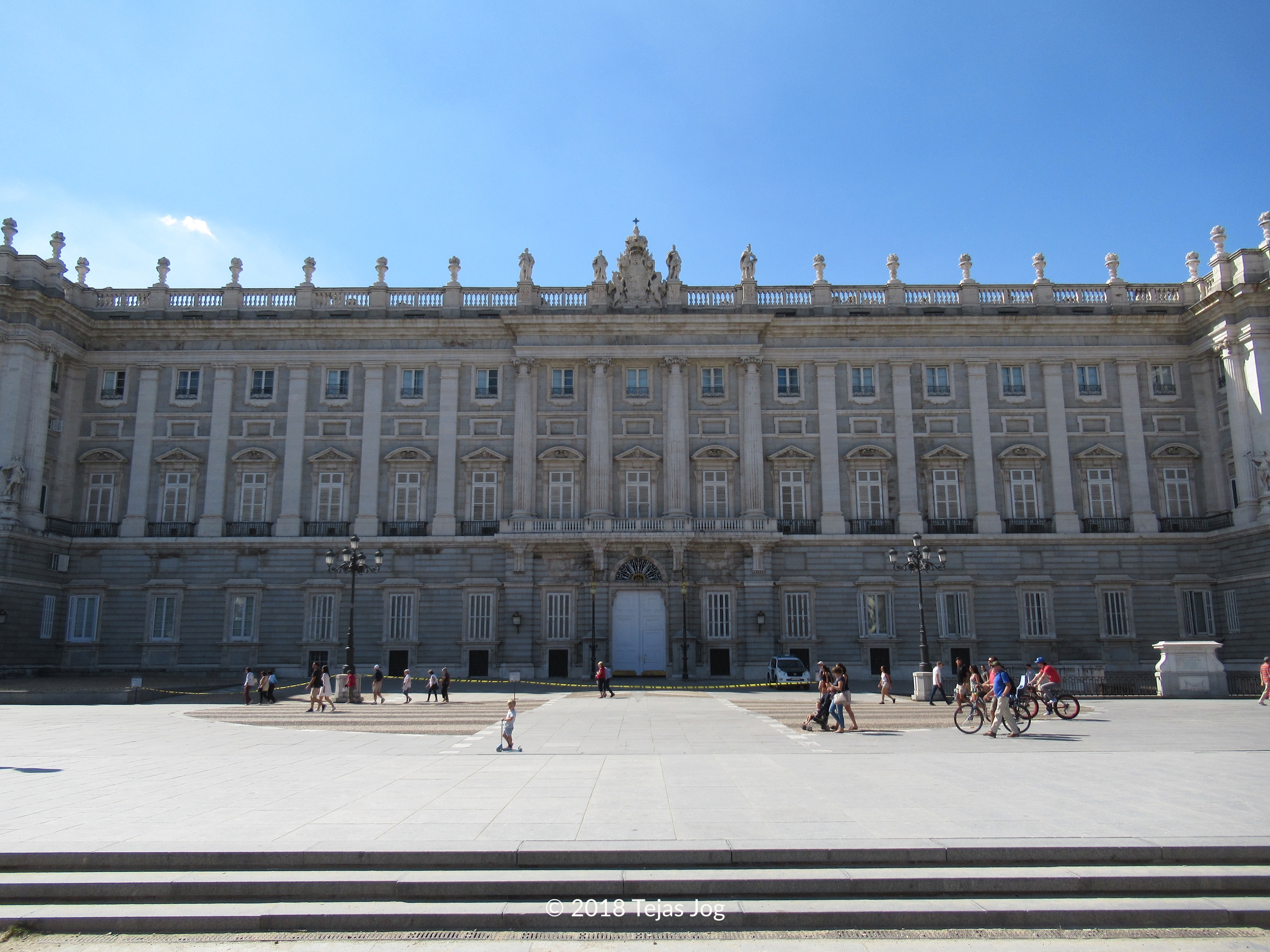 Plaza de Oriente and Puerta del Príncipe