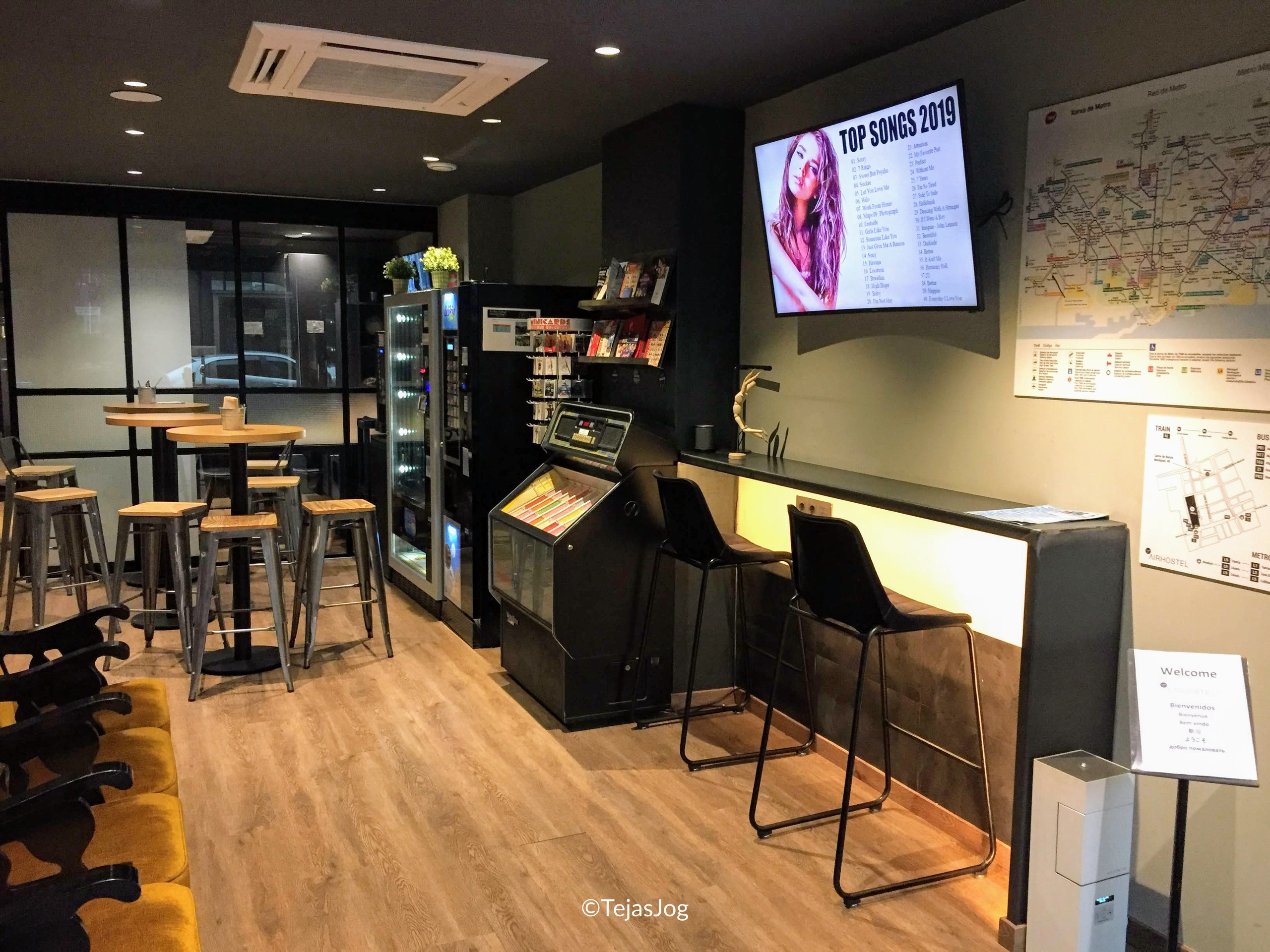 AirHostel Barcelona