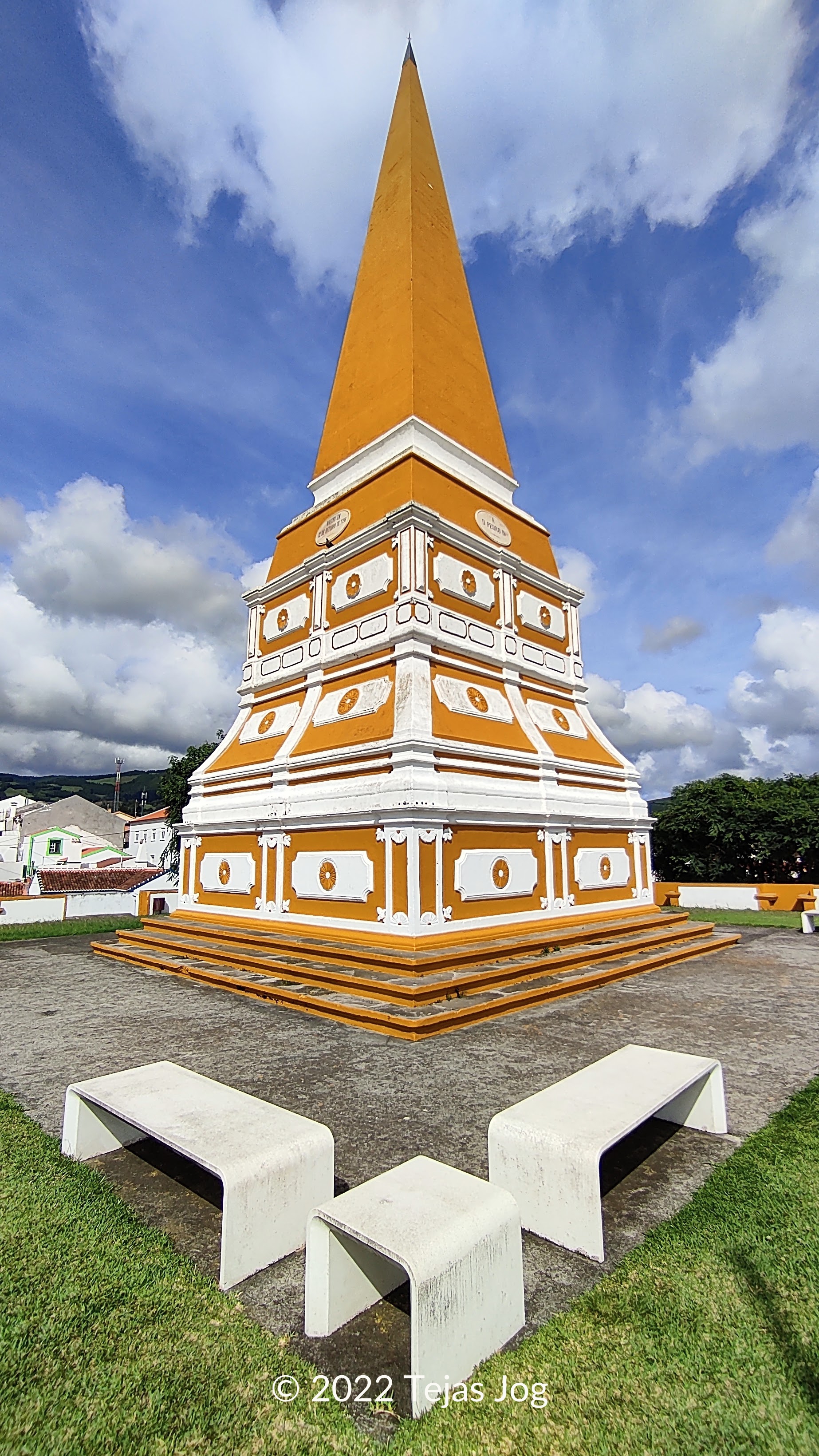 Memória a D. Pedro IV / Obelisco do Alto da Memória