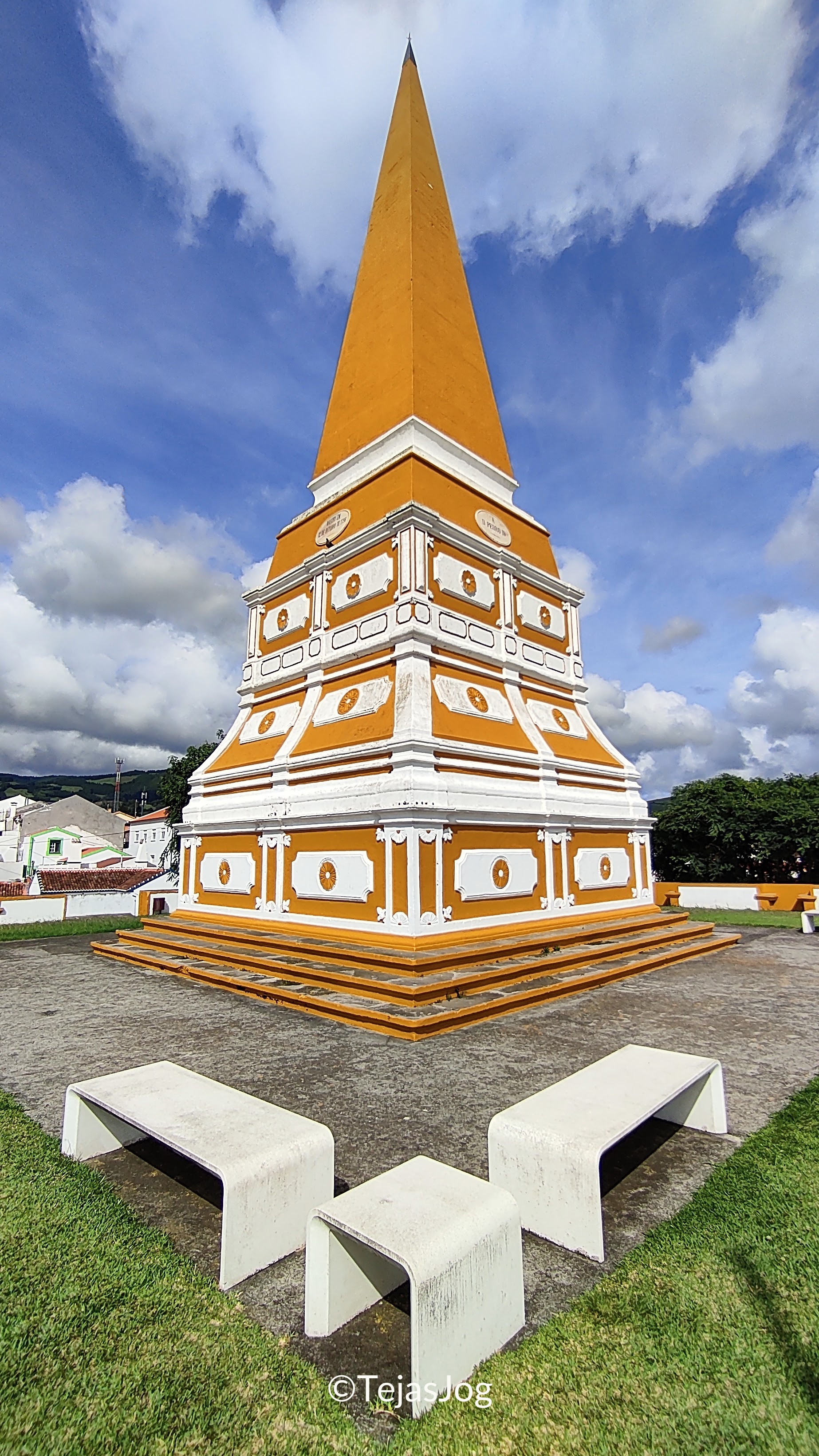 Memória a D. Pedro IV / Obelisco do Alto da Memória