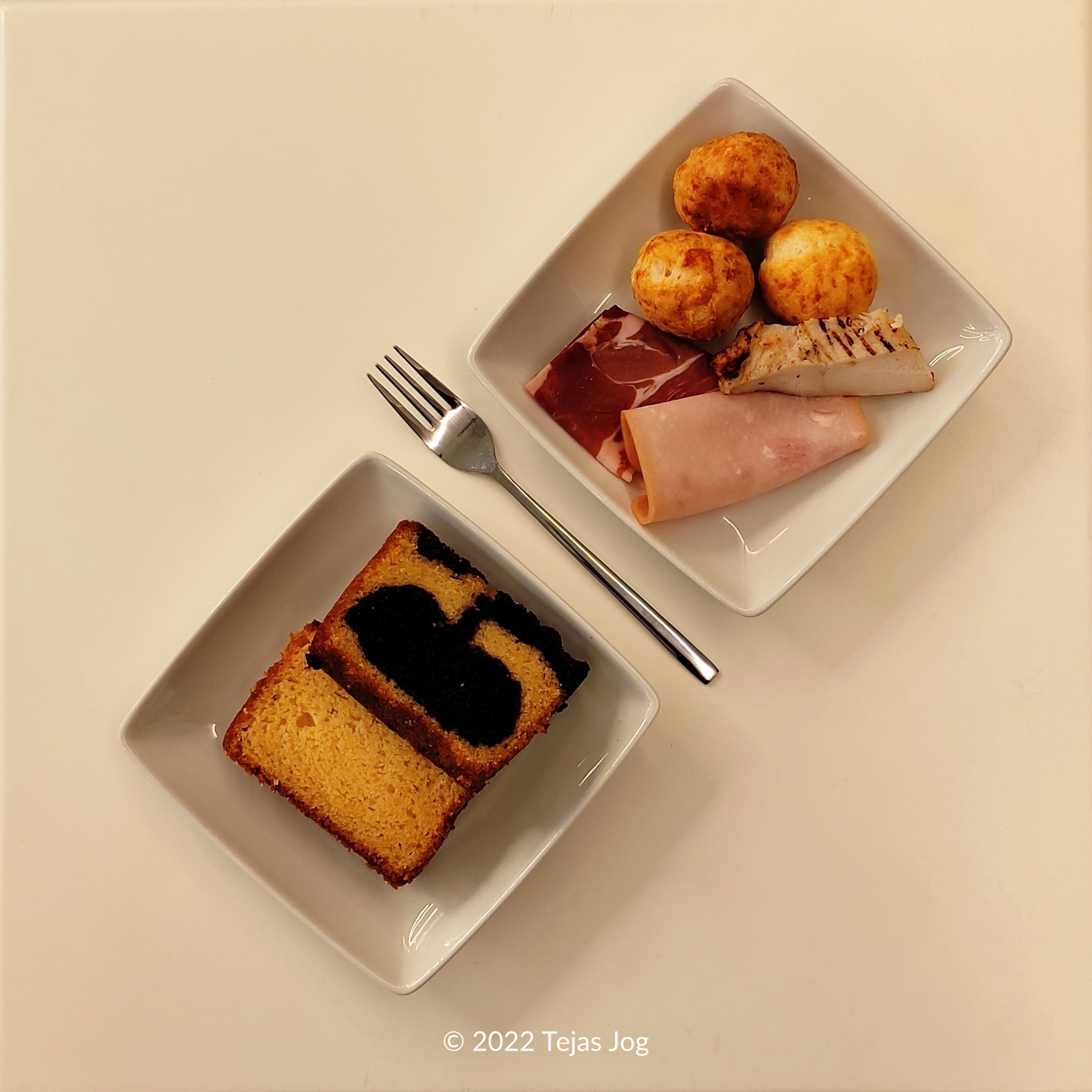 Breakfast at TAP Premium Lounge