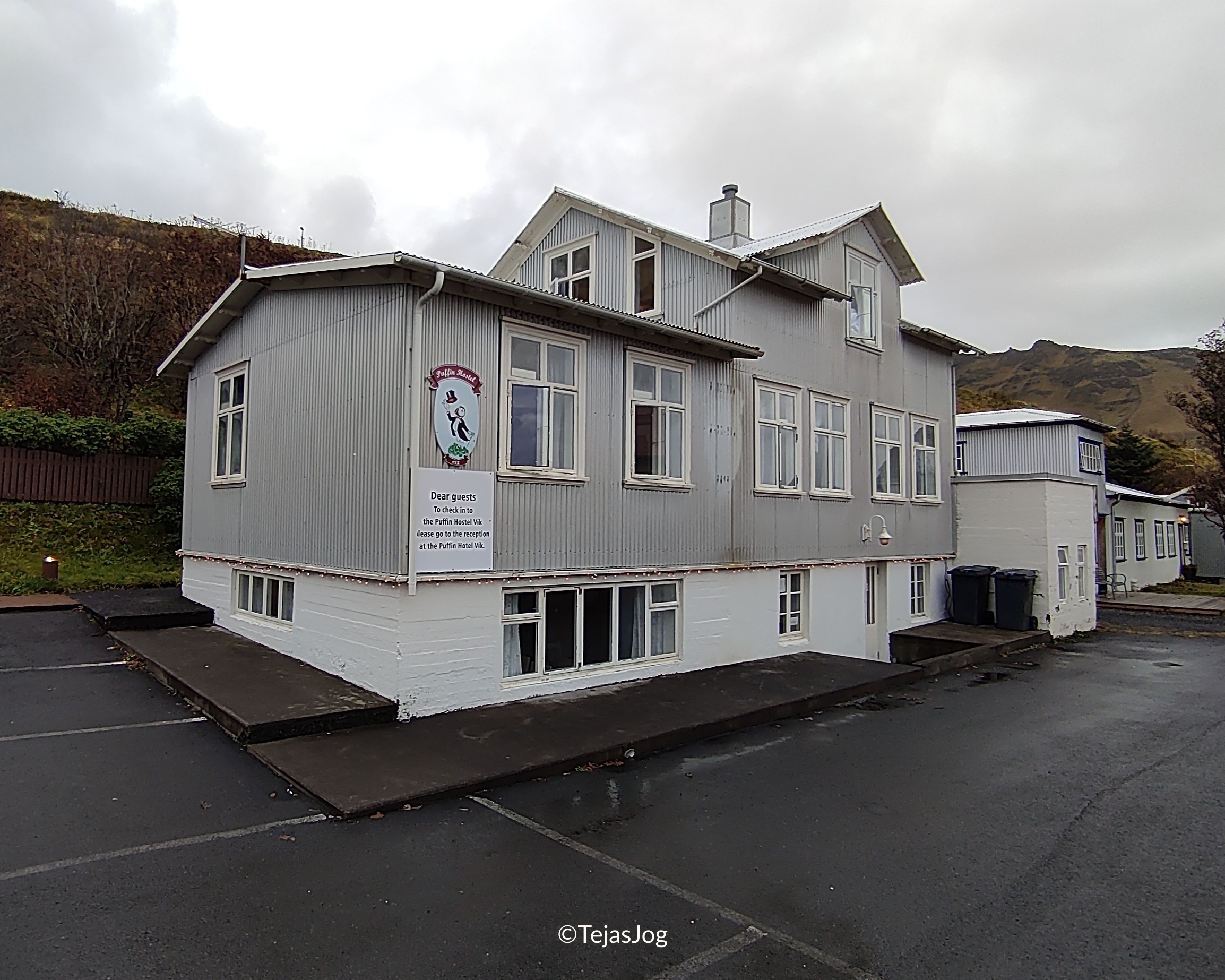 Puffin Hostel Vík