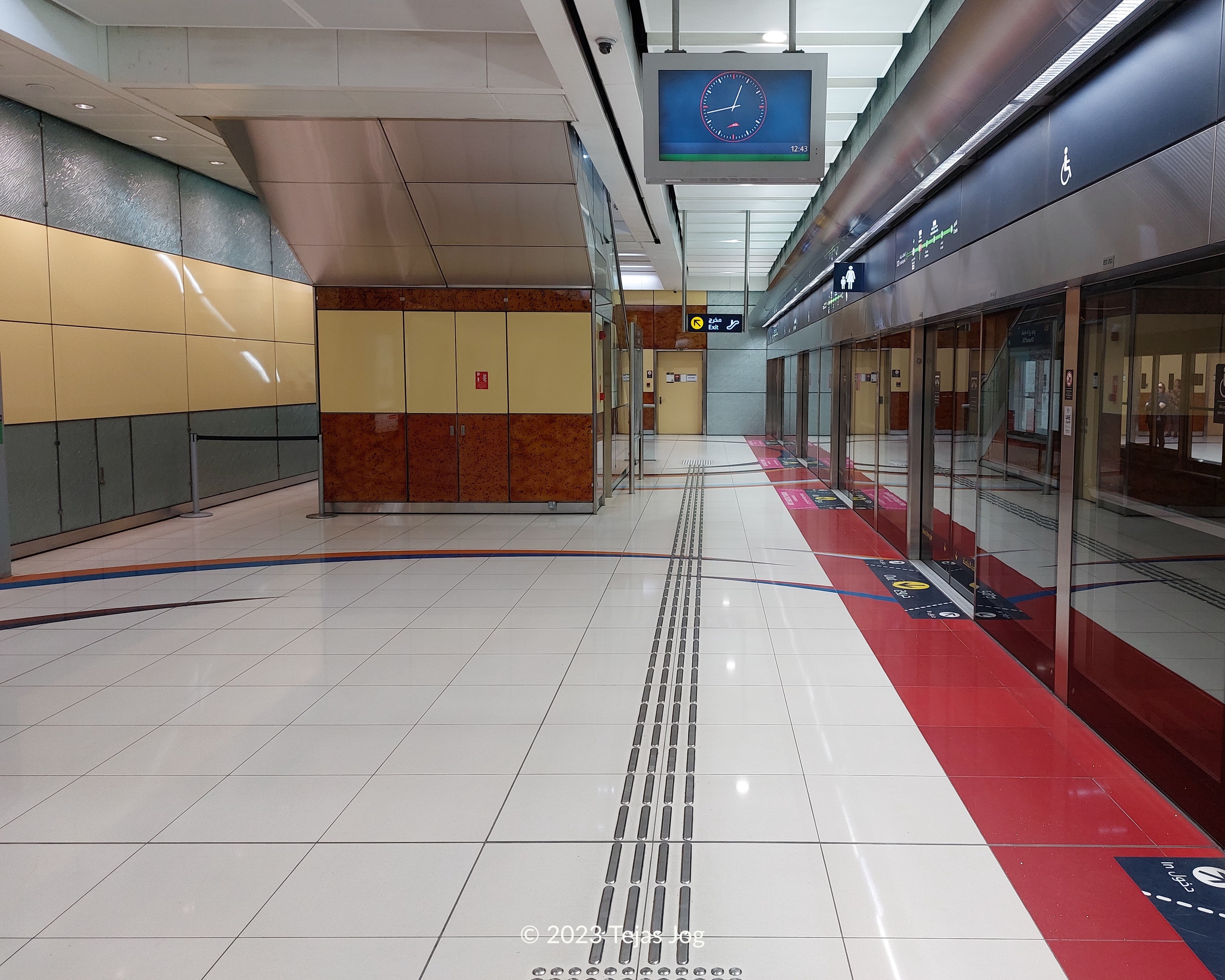 Sharaf DG Metro Station