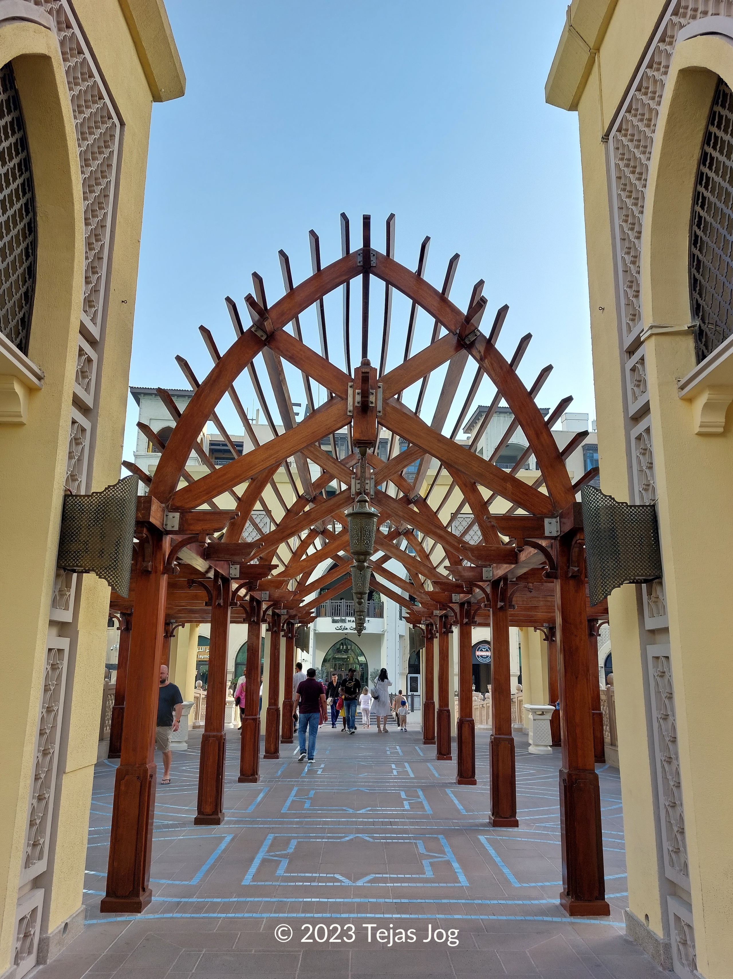Al Bahar walkway