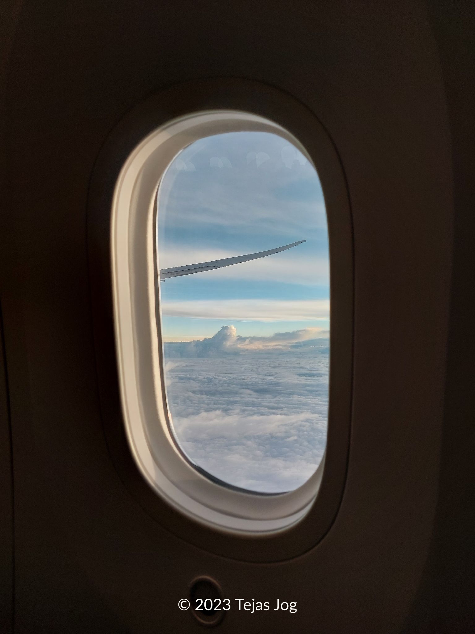 Singapore Airlines 946