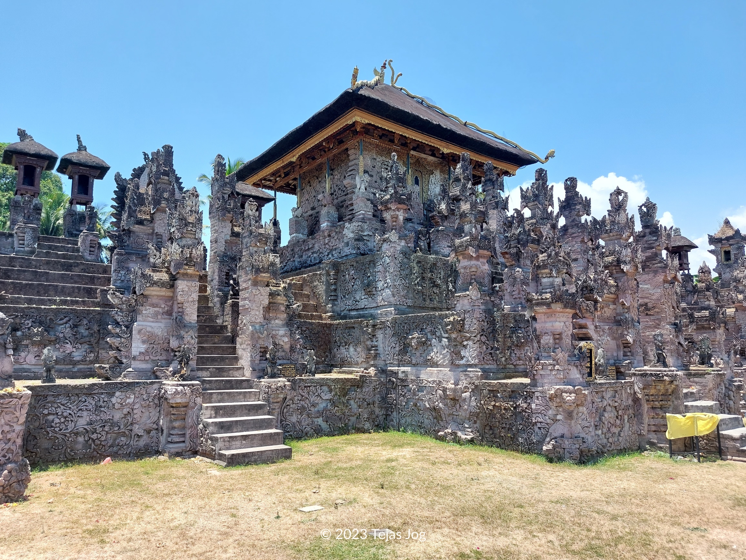 Beji Sangsit Temple