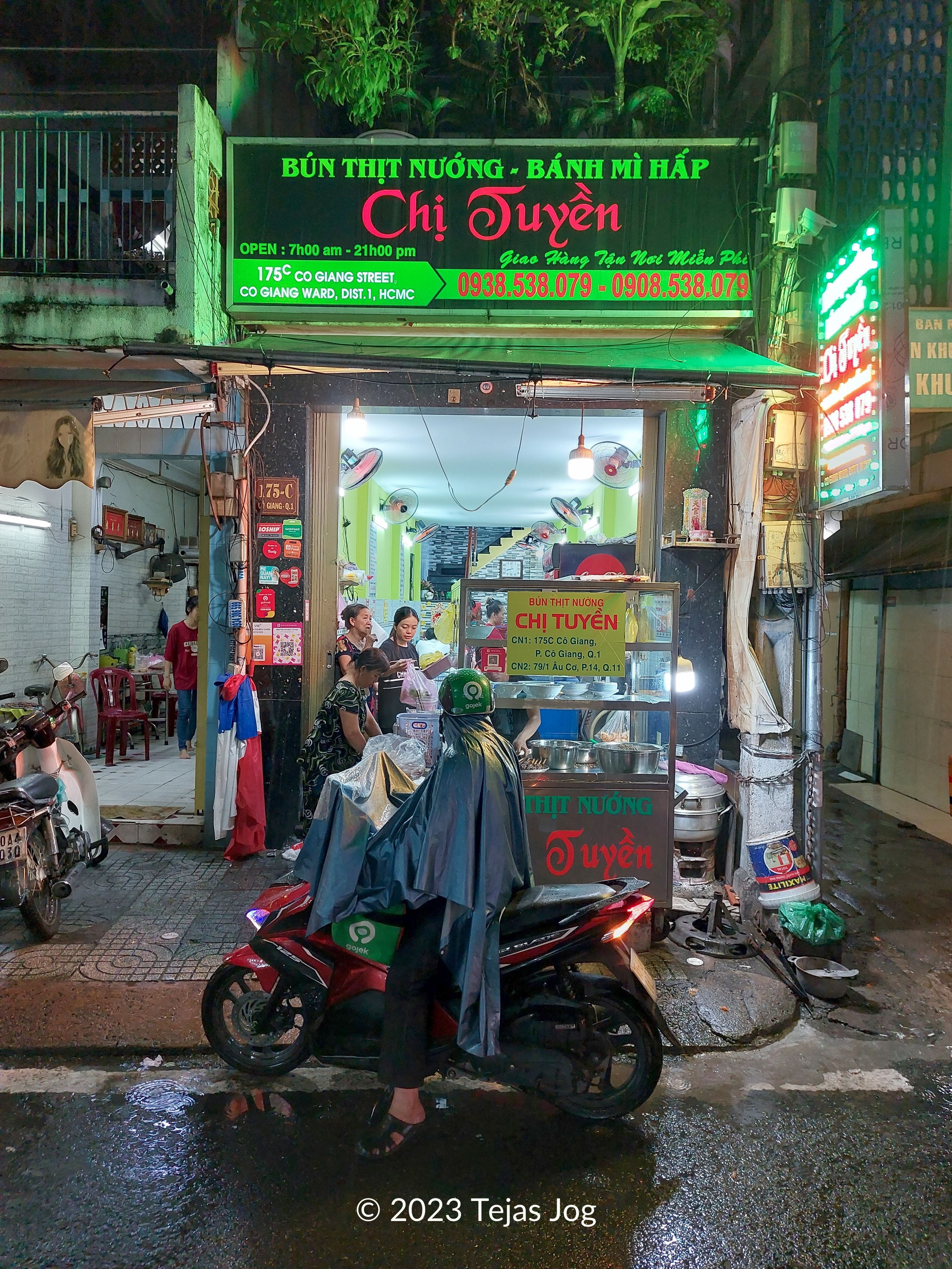 Bún Thịt Nướng Chị Tuyền