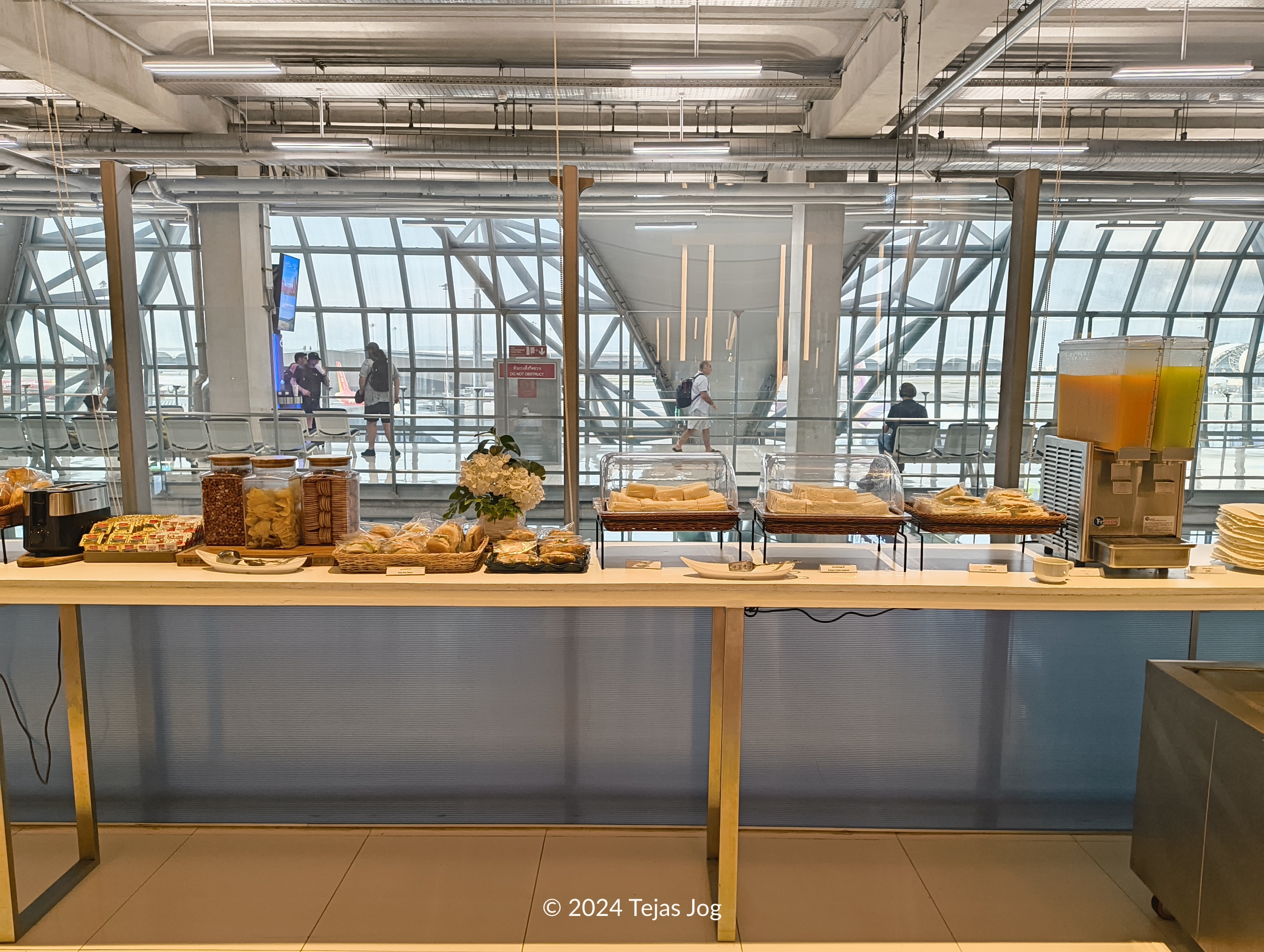 Miracle Lounge at Bangkok Suvarnabhumi Airport