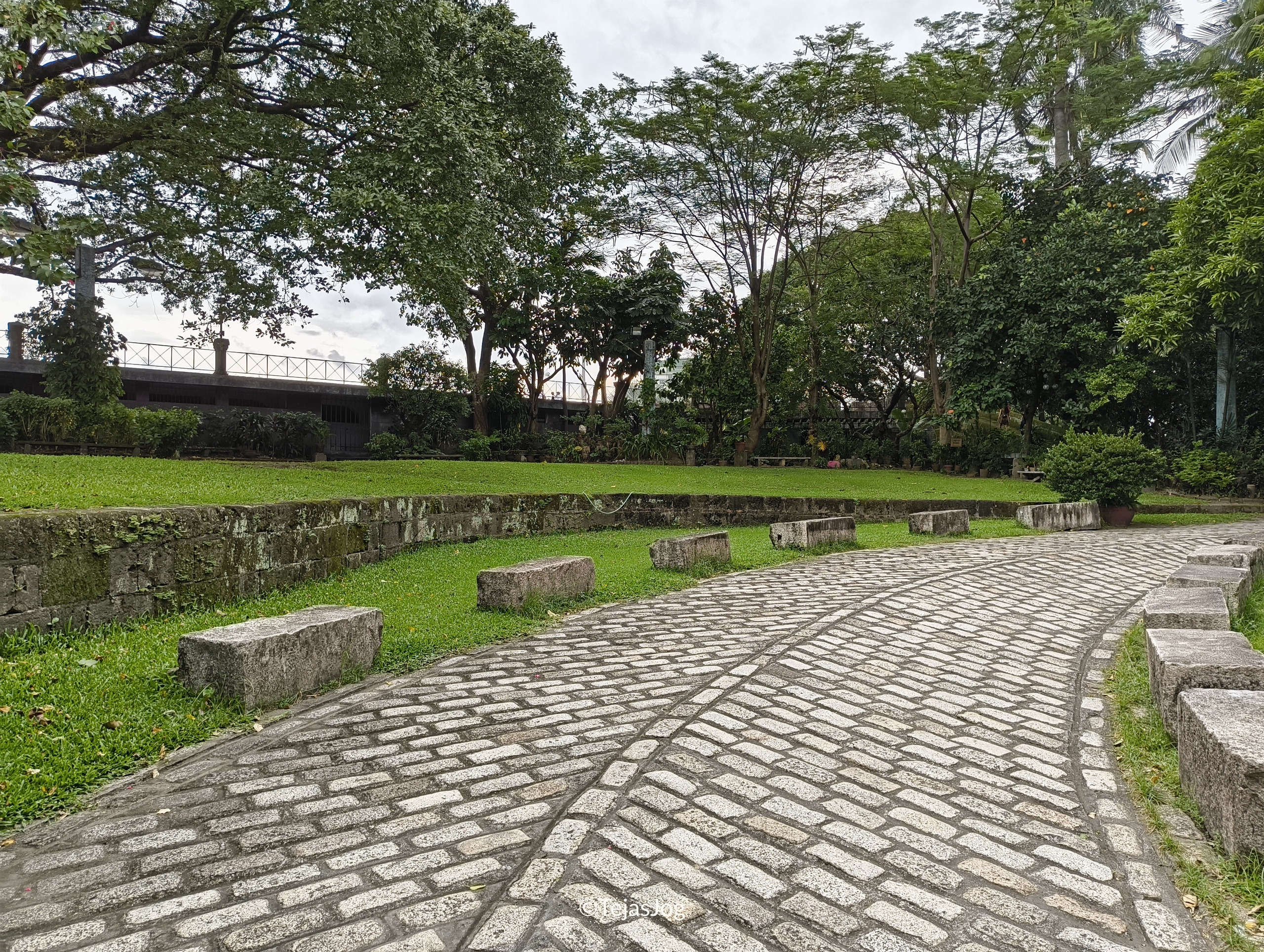Puerta Real Gardens