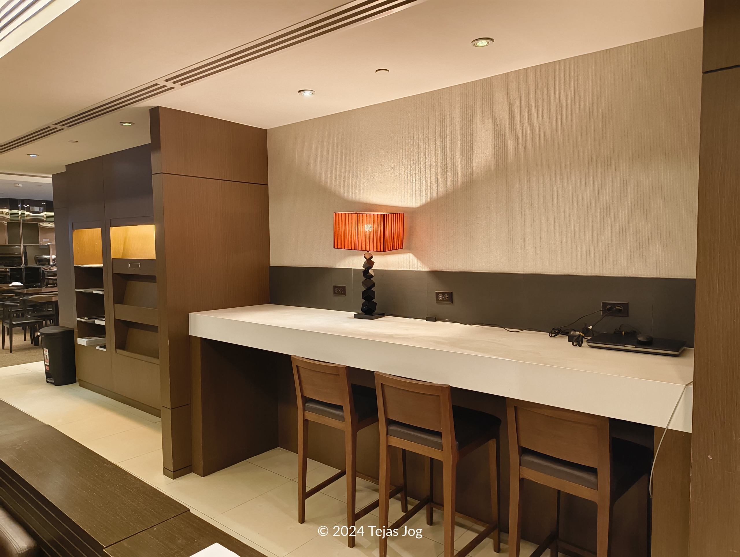 Sagan Bisita lounge