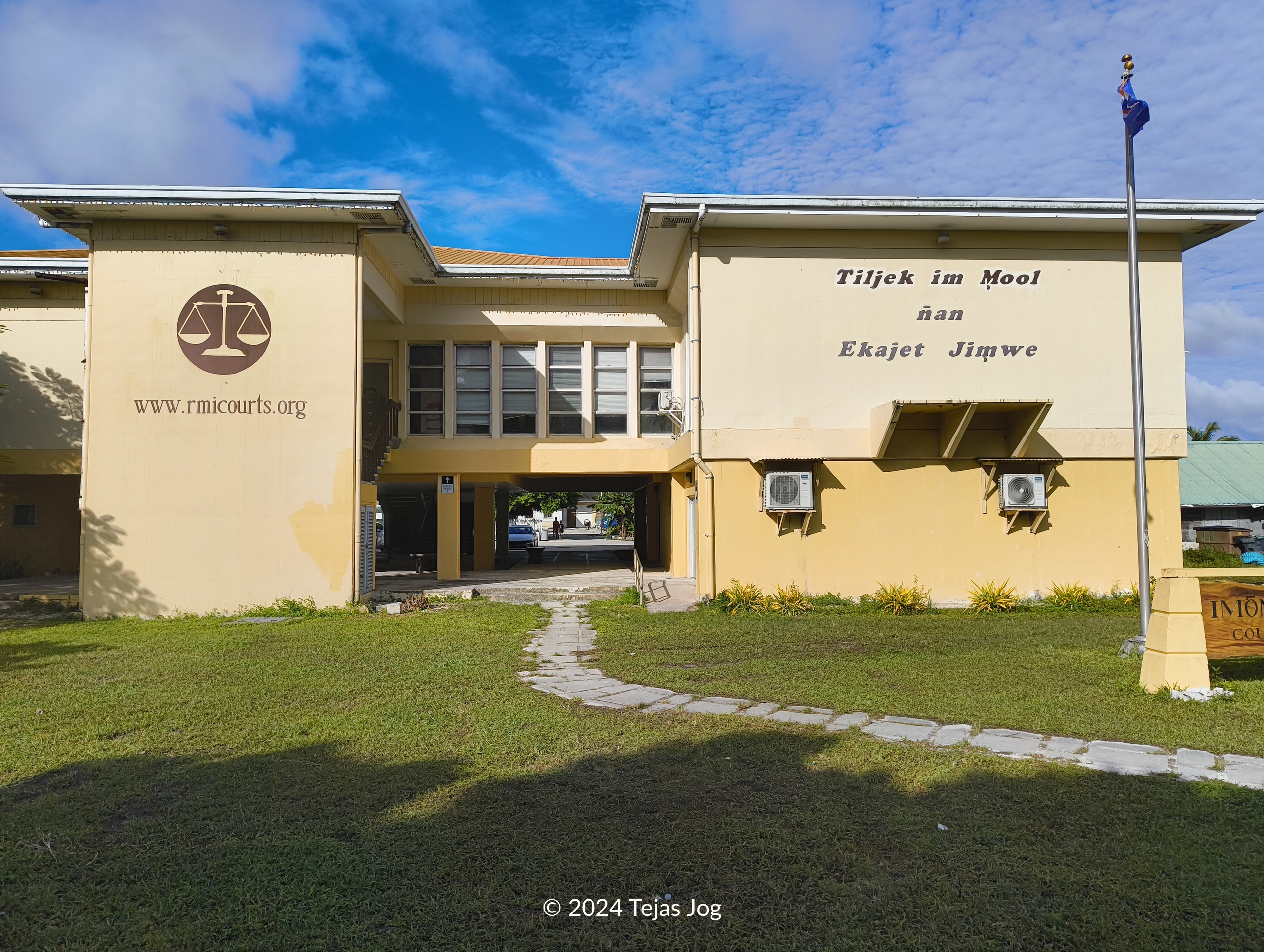 Imon Ekajet (Courthouse)