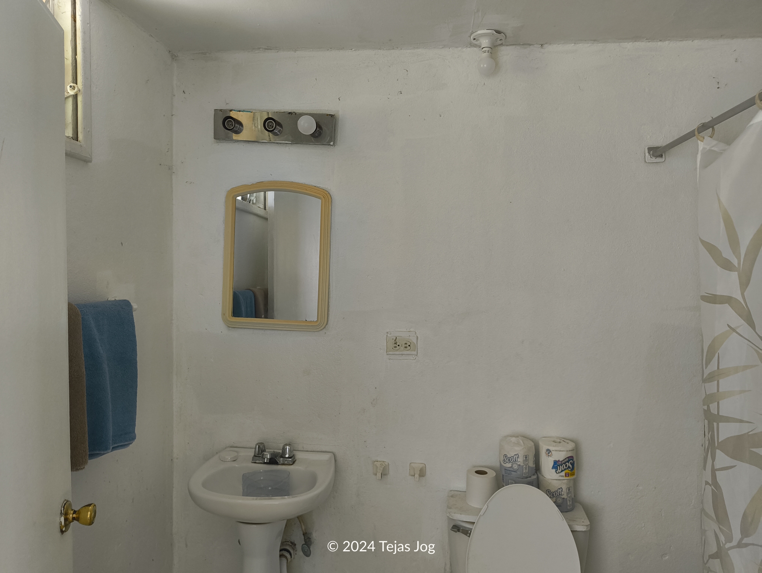 Bathroom Bathroom