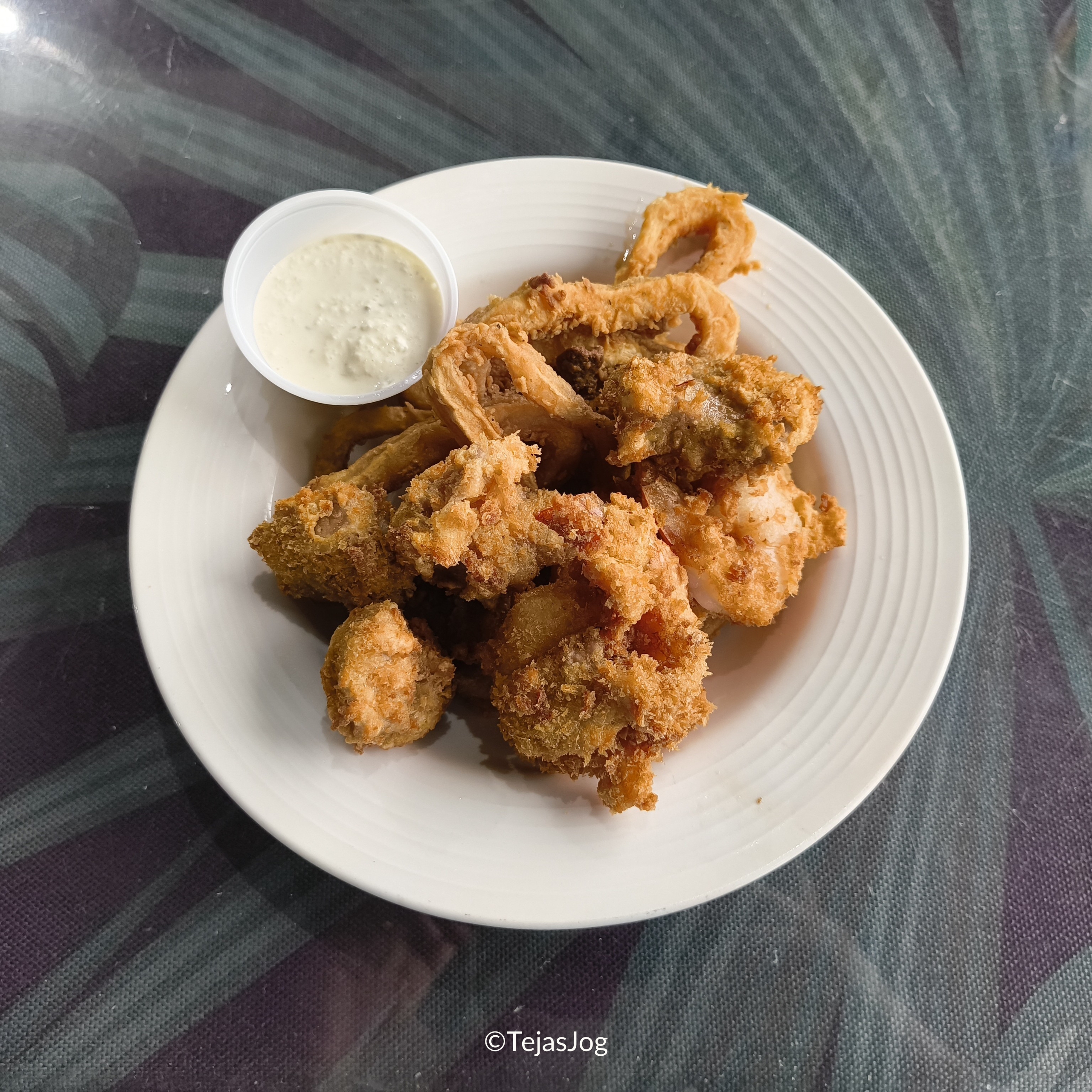 Lunch at the Tide Table Restaurant & Lounge at Hotel Robert Reimers