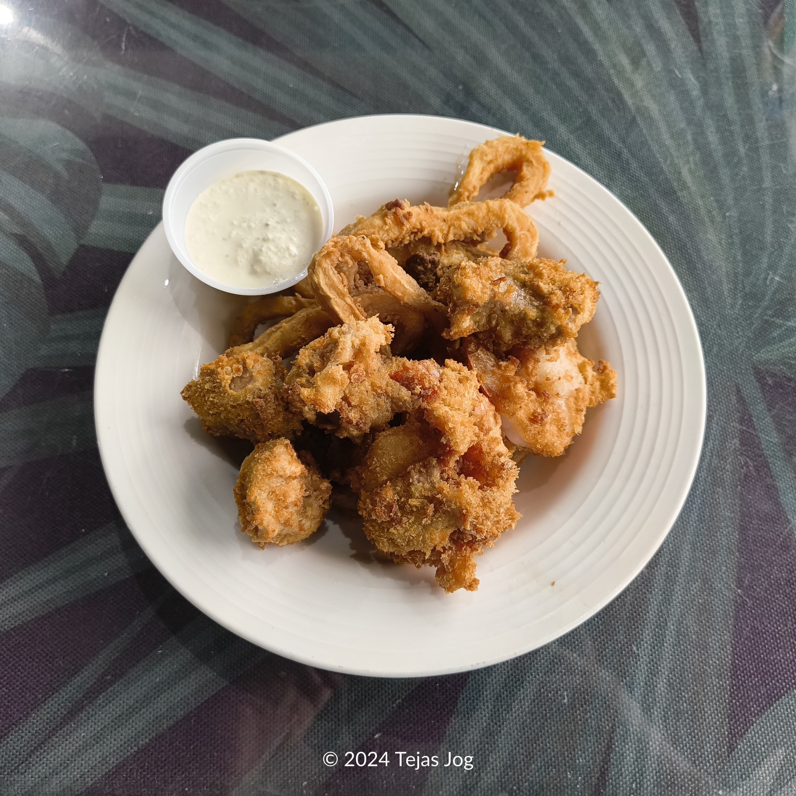 Lunch at the Tide Table Restaurant & Lounge at Hotel Robert Reimers