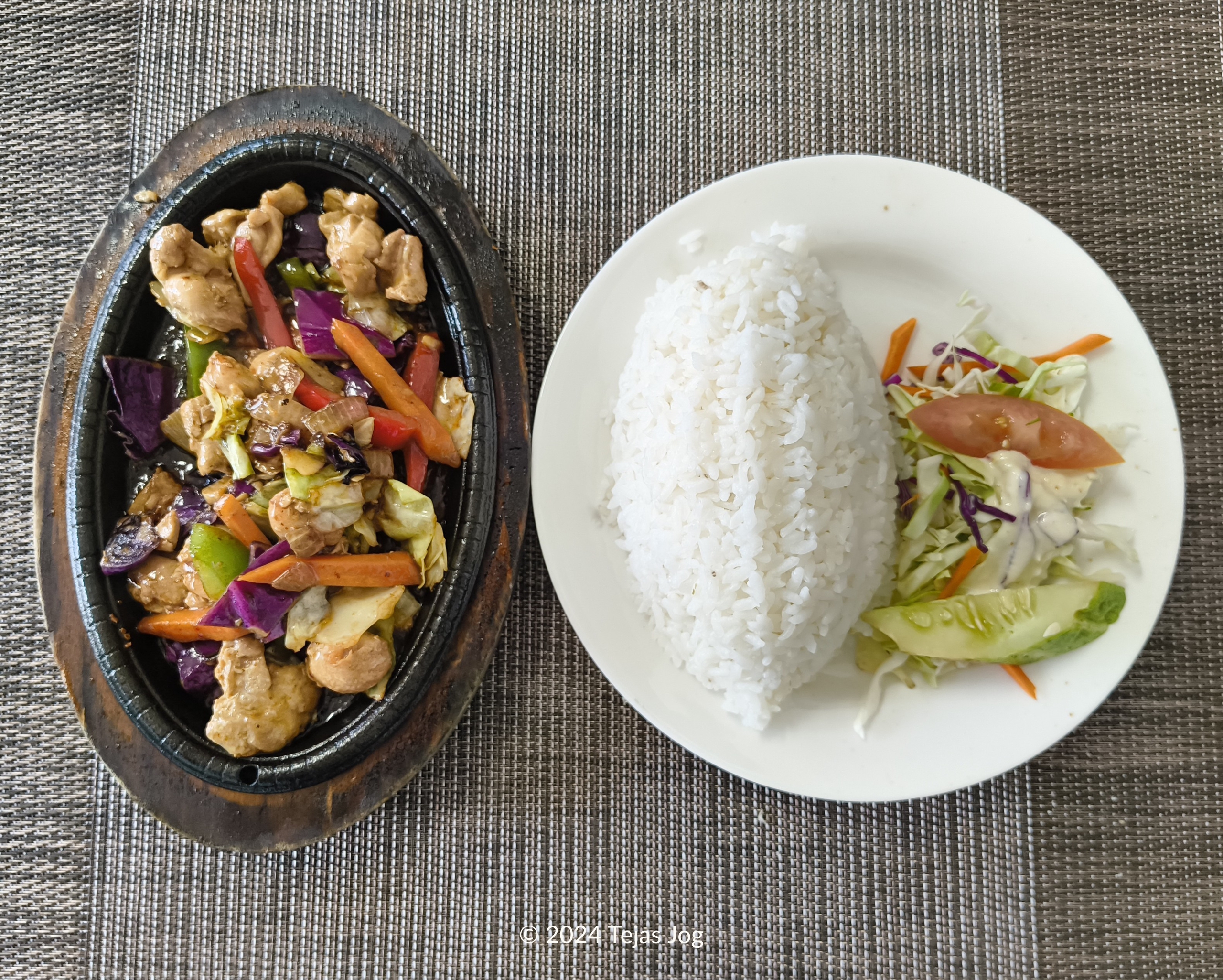 Town's Diner - Mongolian Chicken served with Rice and Salad