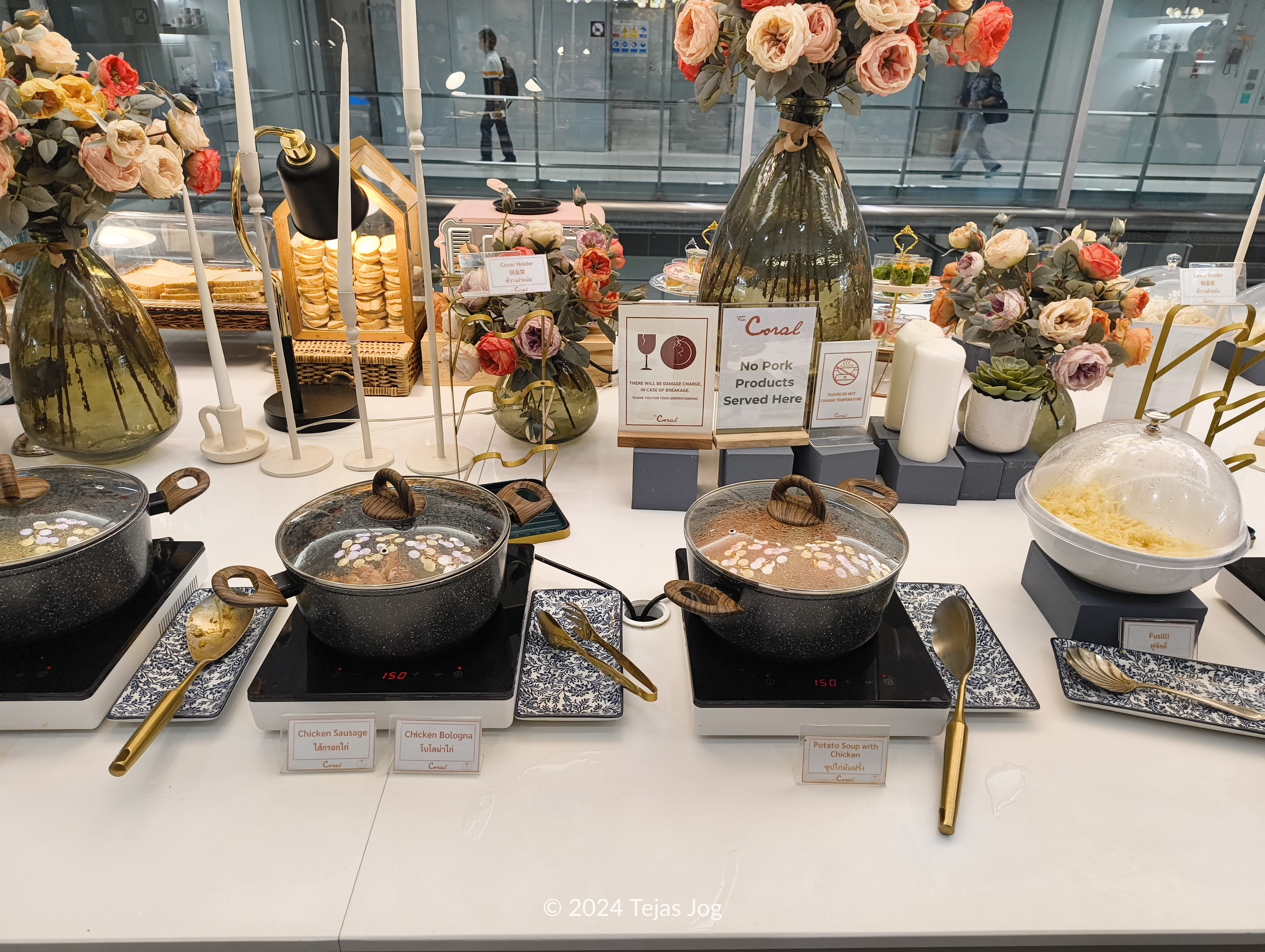 Buffet at Coral Lounge