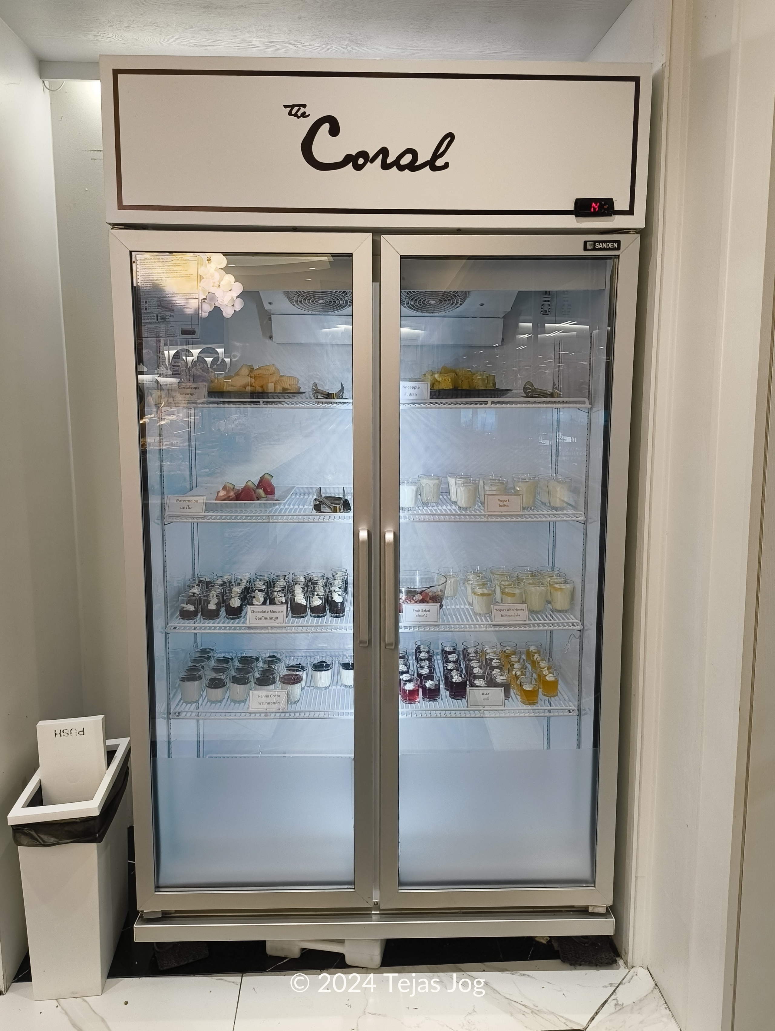 Buffet at Coral Lounge