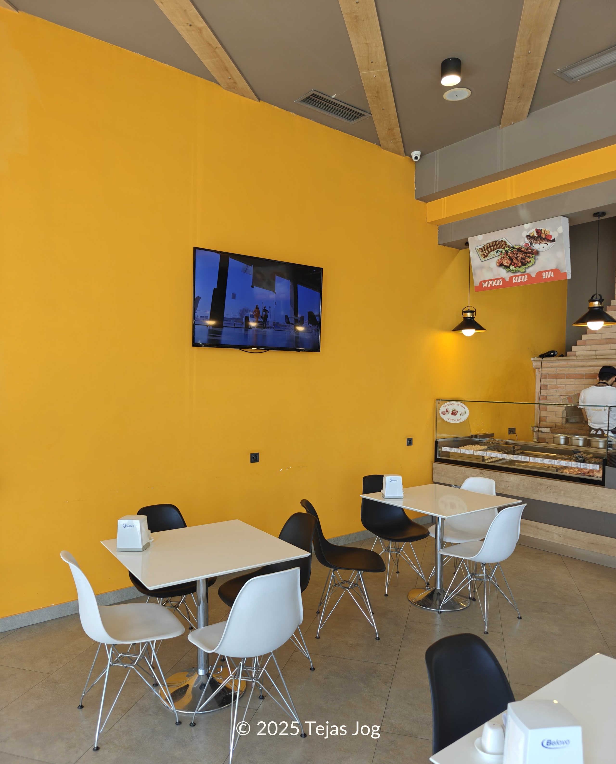 Van Food Court