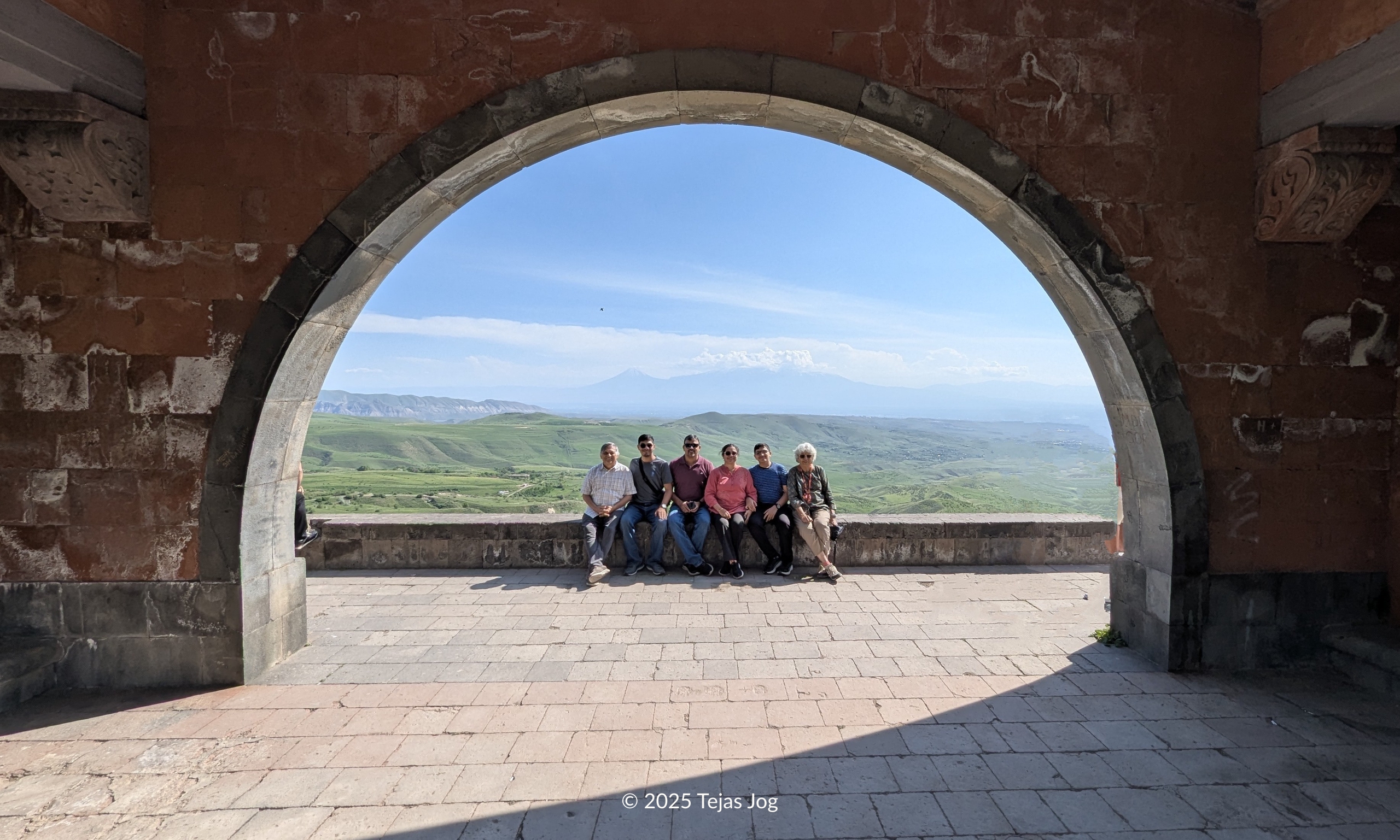 Charents' Arch