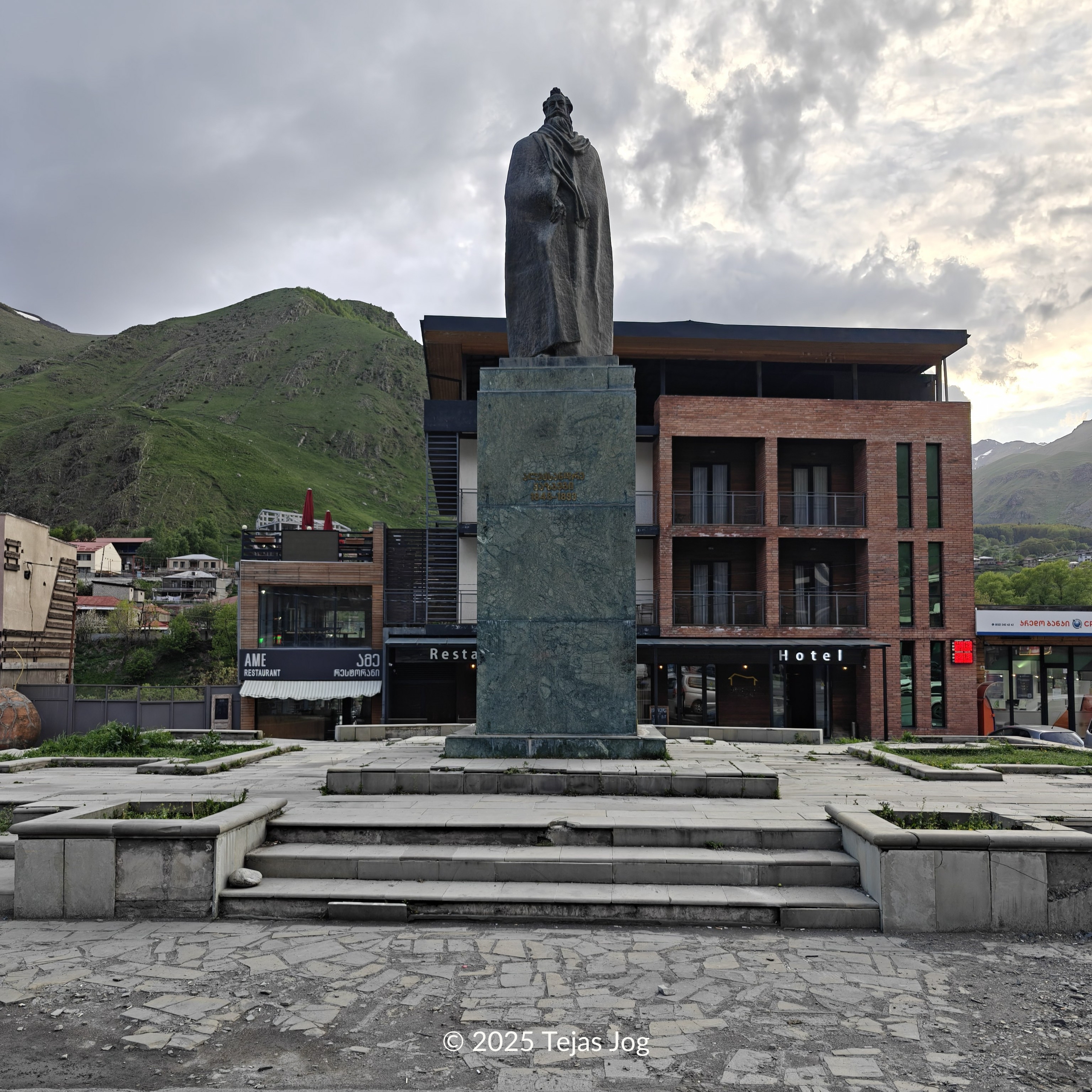 Statue of Alexander Kazbegi Statue of Alexander Kazbegi
