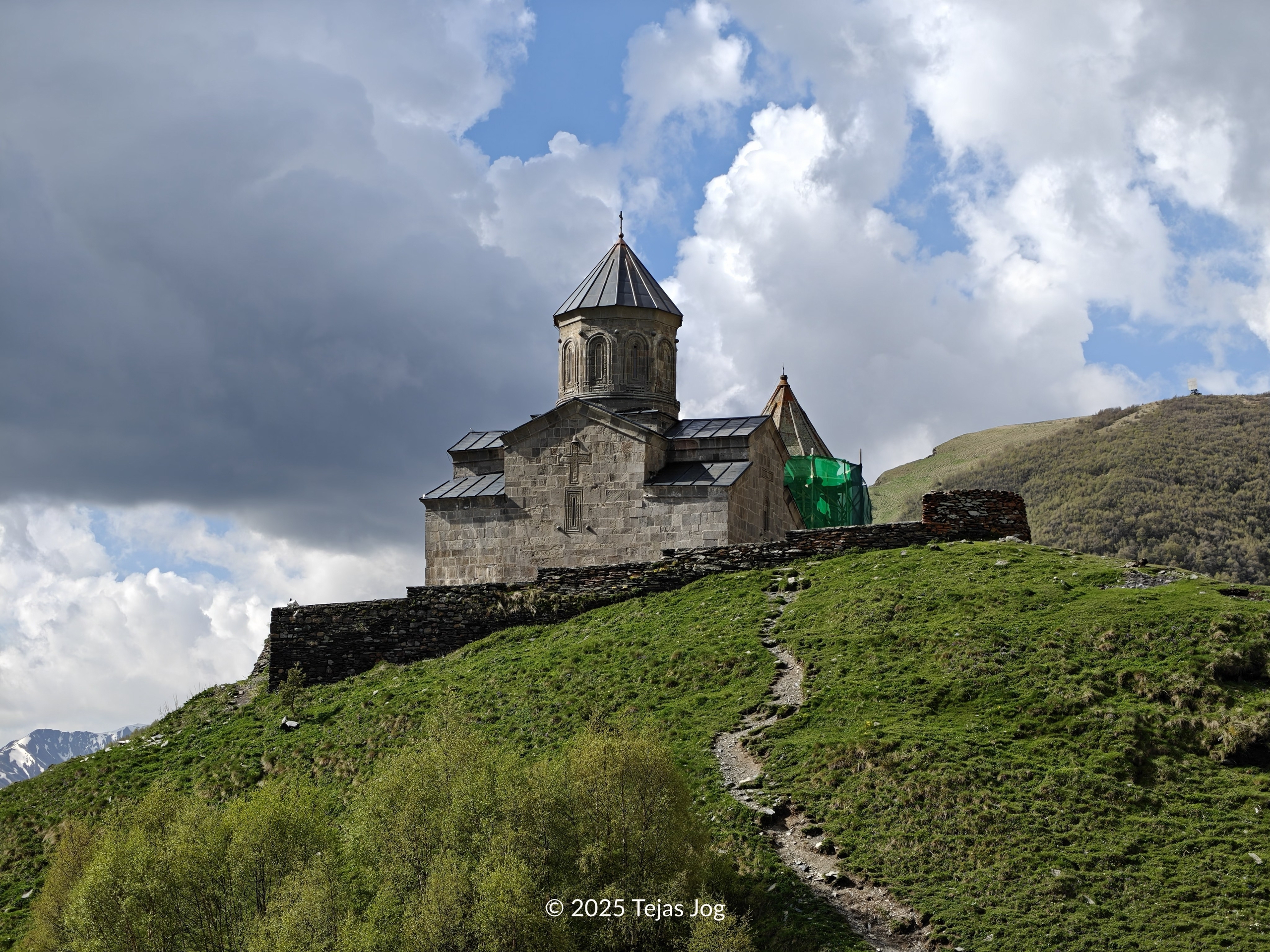 Gergeti Trinity Church Gergeti Trinity Church