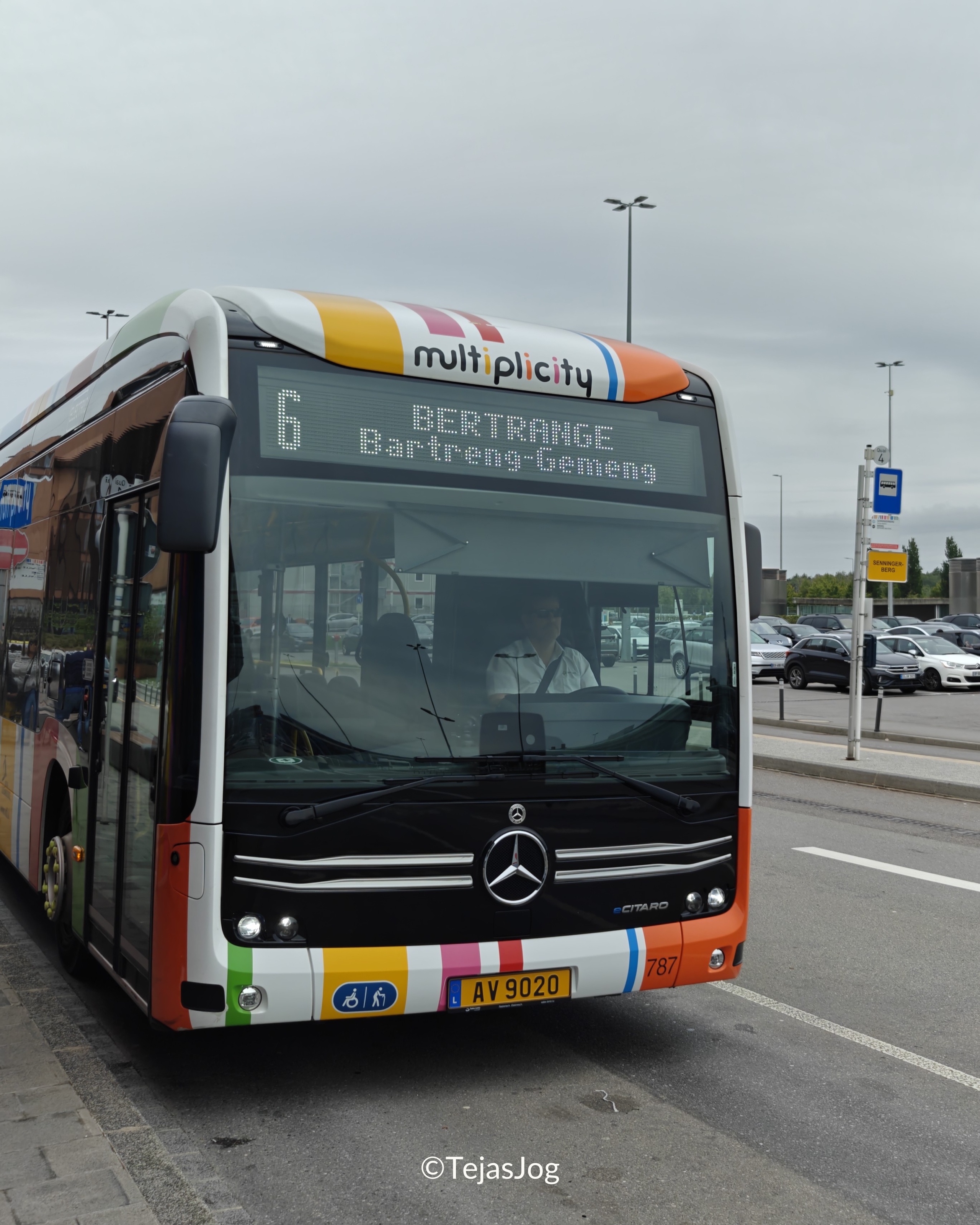 Bus Line 6 from the airport to city