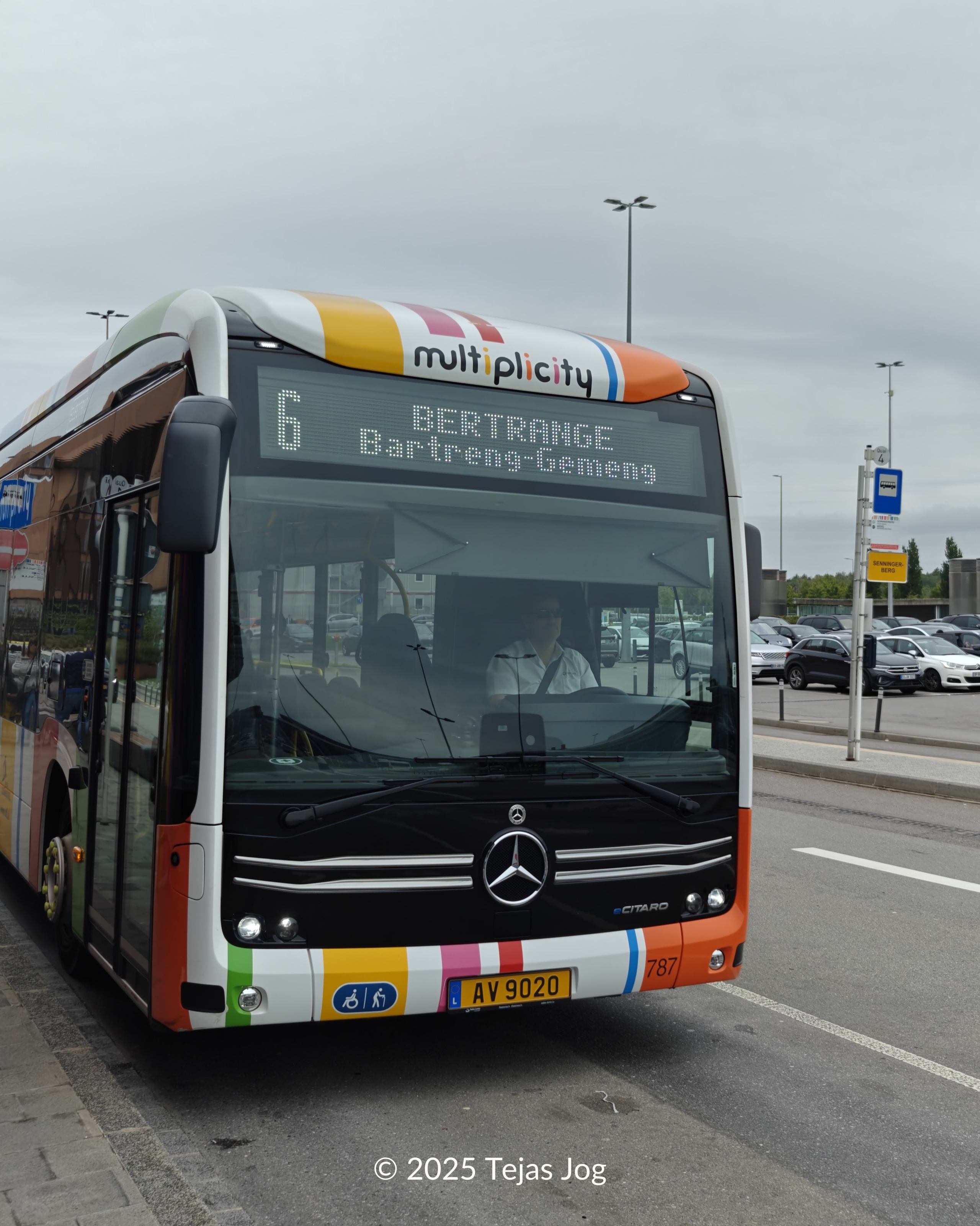 Bus Line 6 from the airport to city