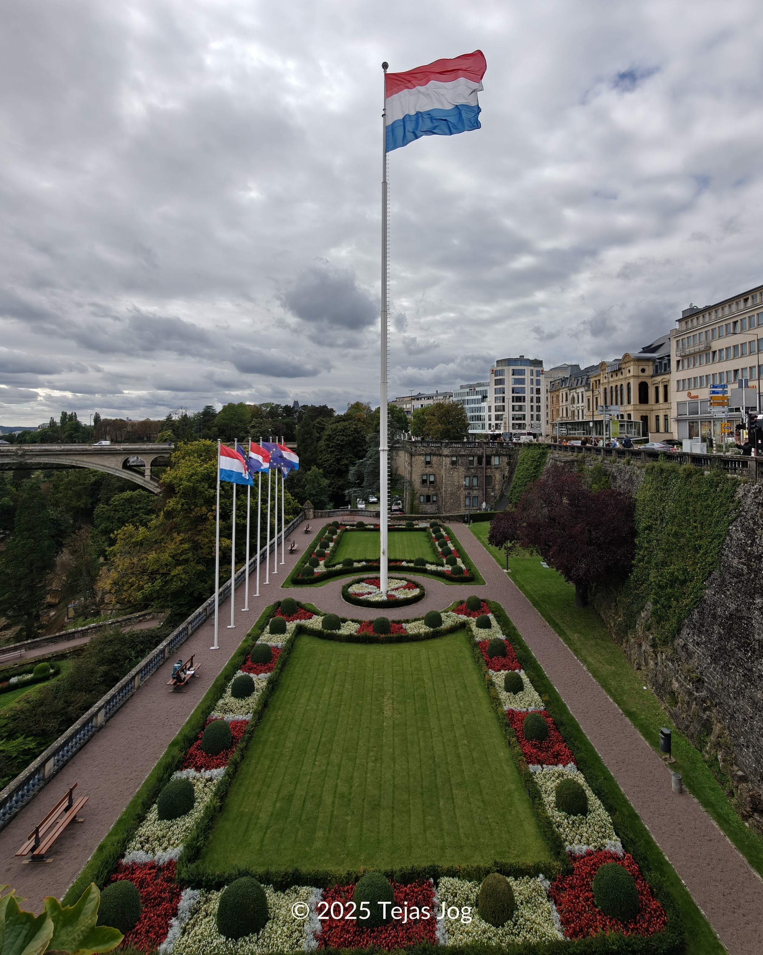 Nation Square Observation Deck / Aussichtsplattform Platz der Nation