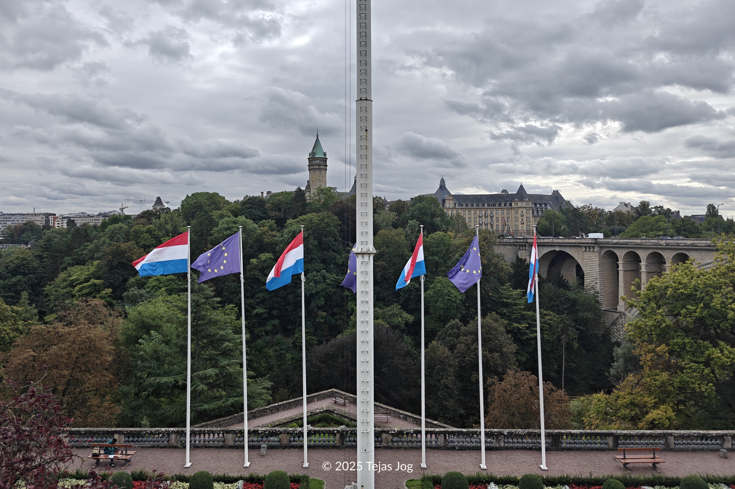 Nation Square Observation Deck / Aussichtsplattform Platz der Nation