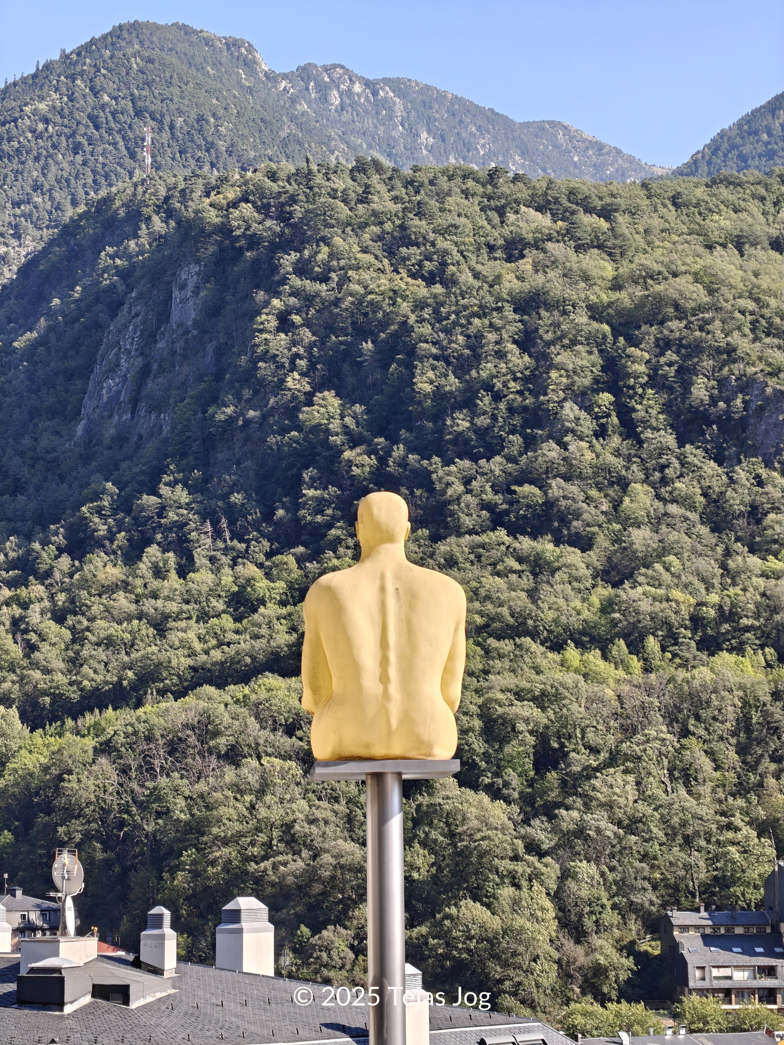 7 sculptures by Jaume Plens