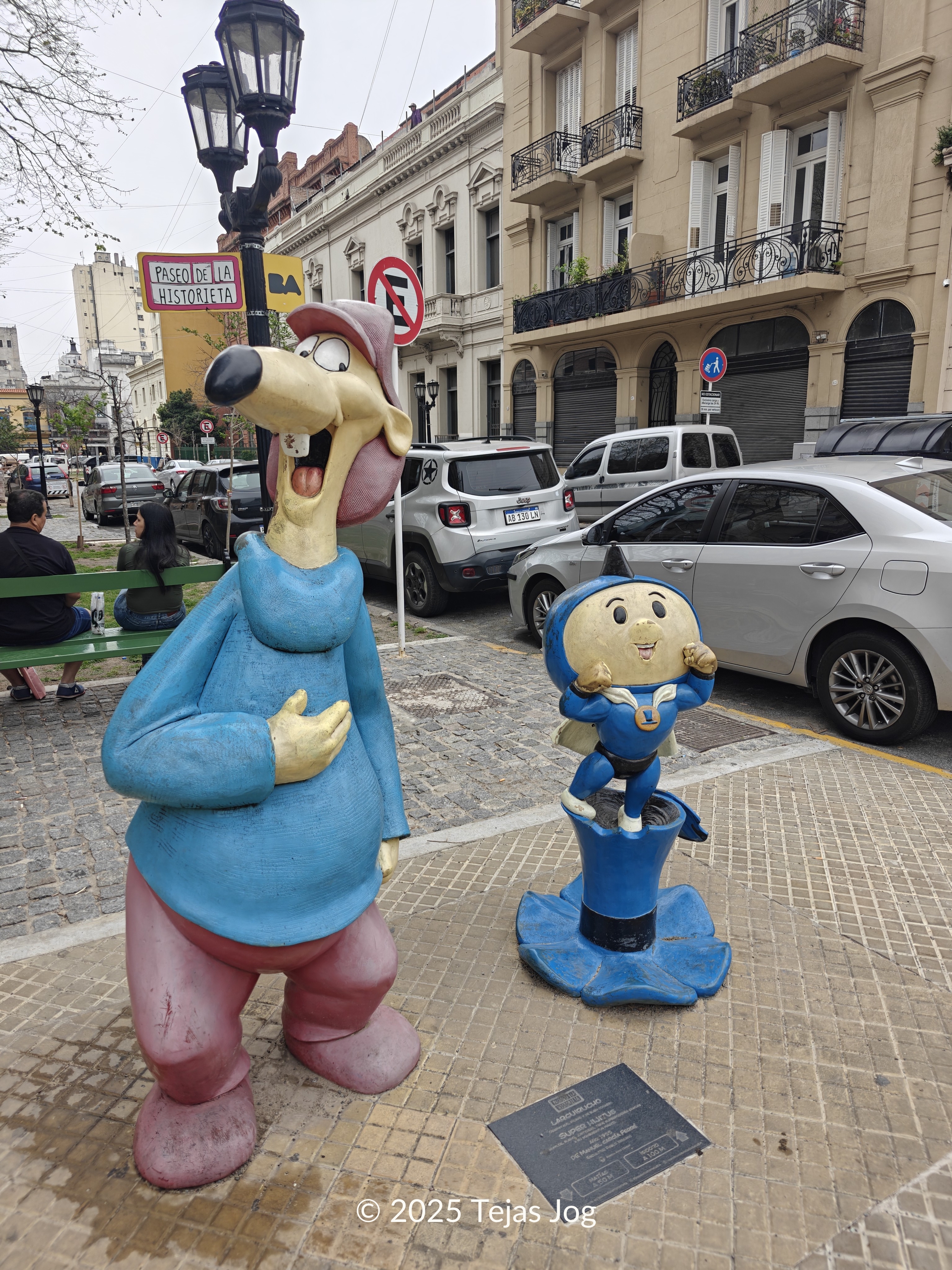 Larguirucho y Super Hijitus - Paseo de la Historieta Larguirucho y Super Hijitus - Paseo de la Historieta