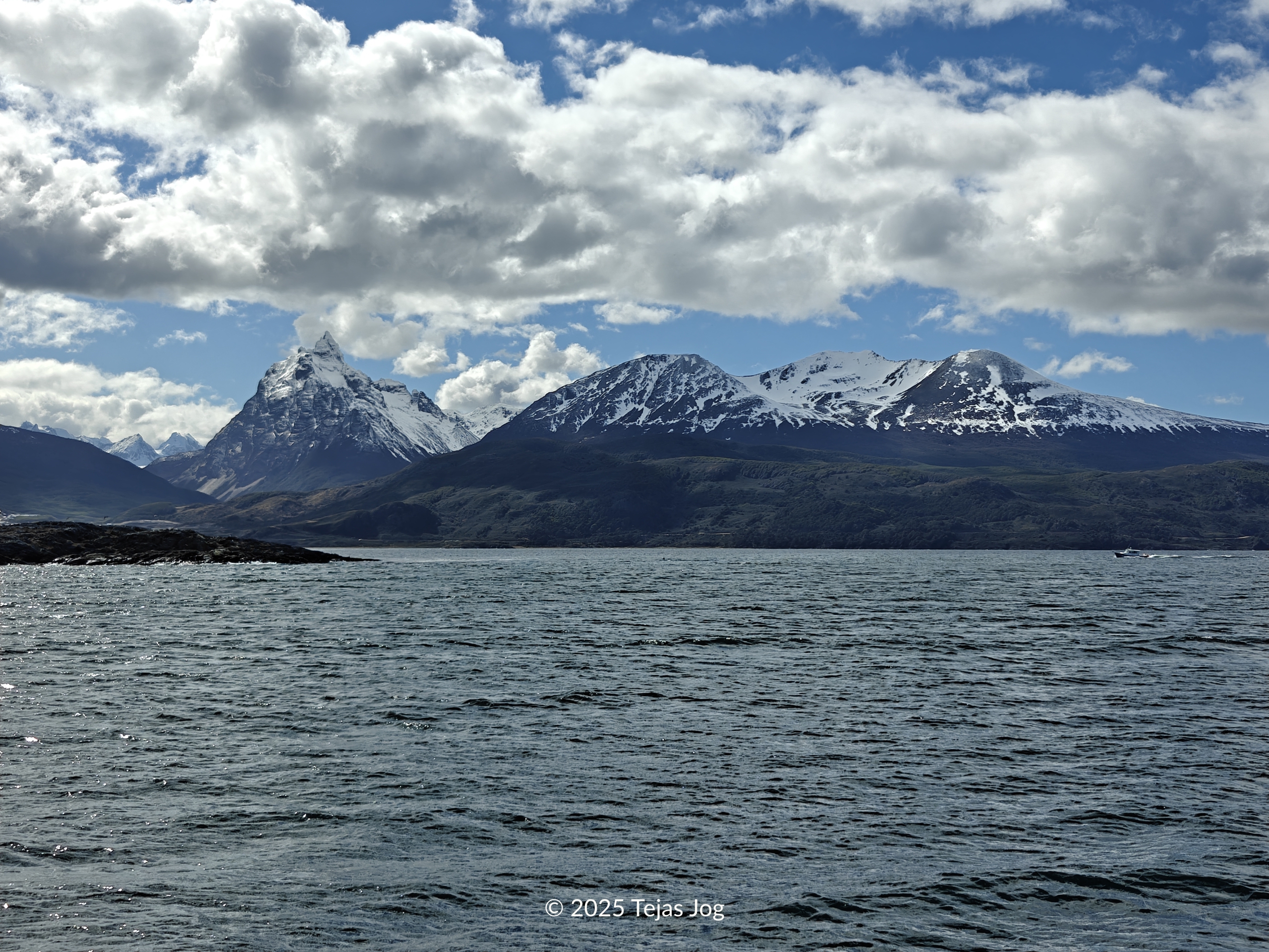 Approching Ushuaia