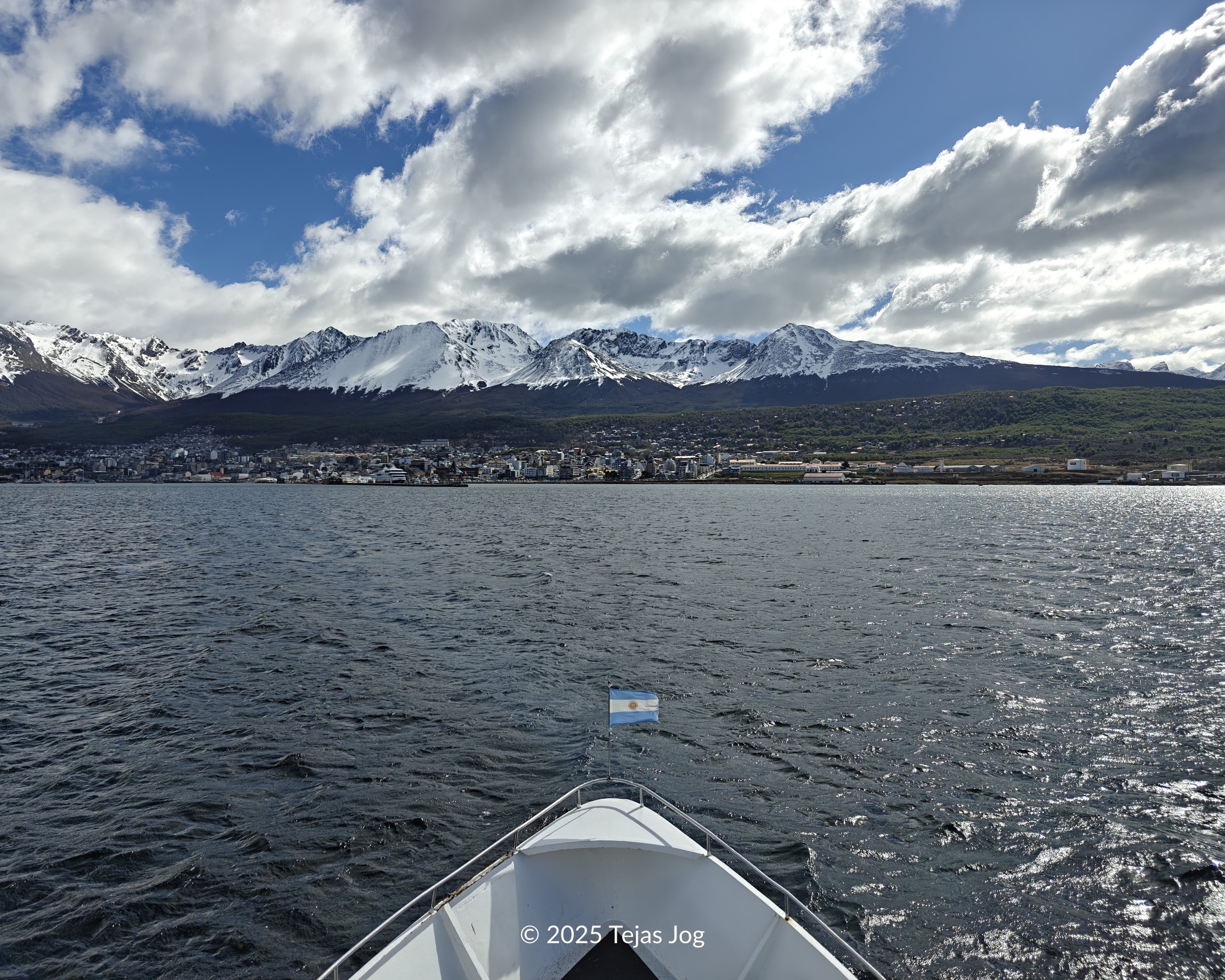Approching Ushuaia