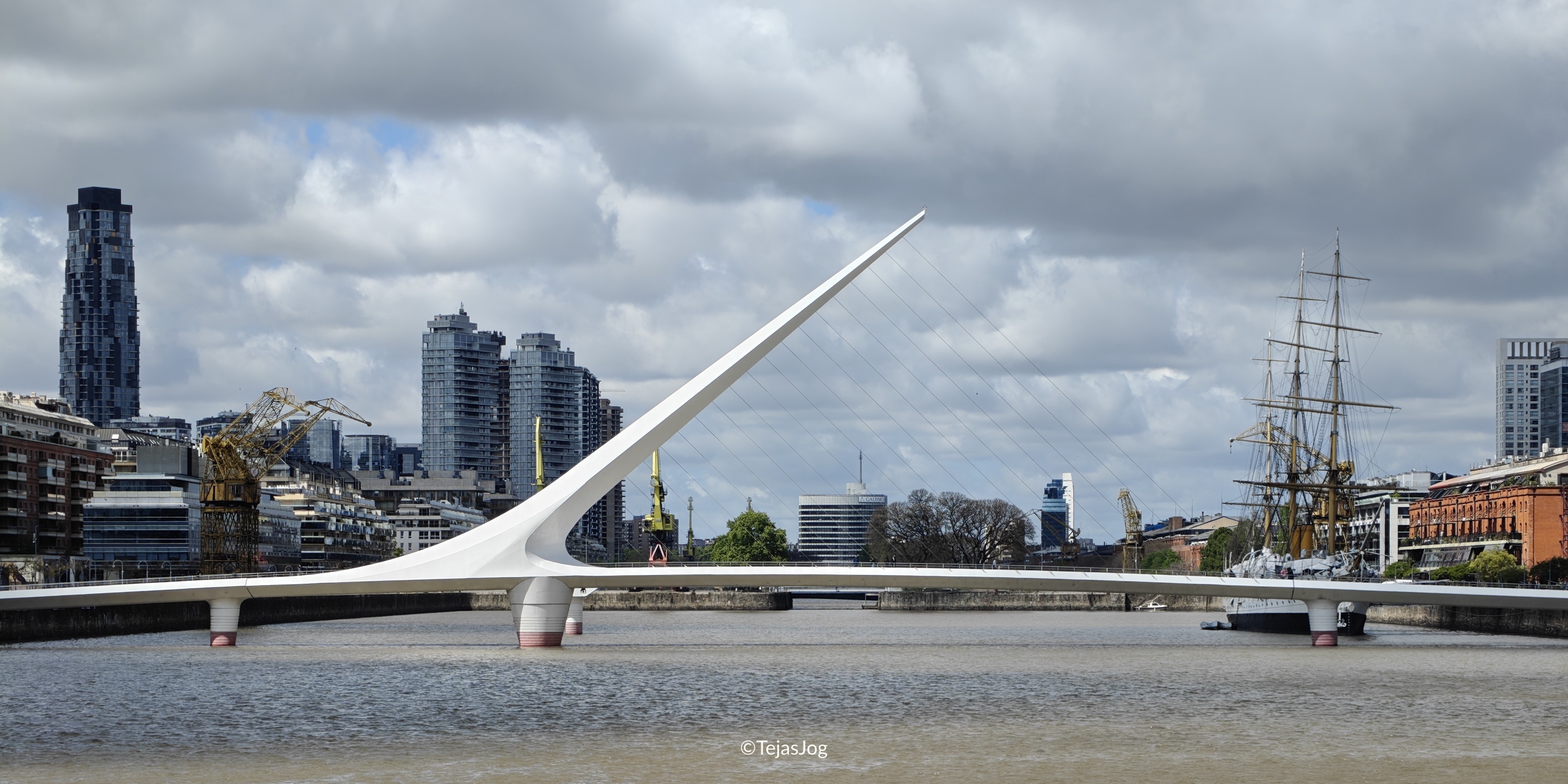 Puente de la Mujer