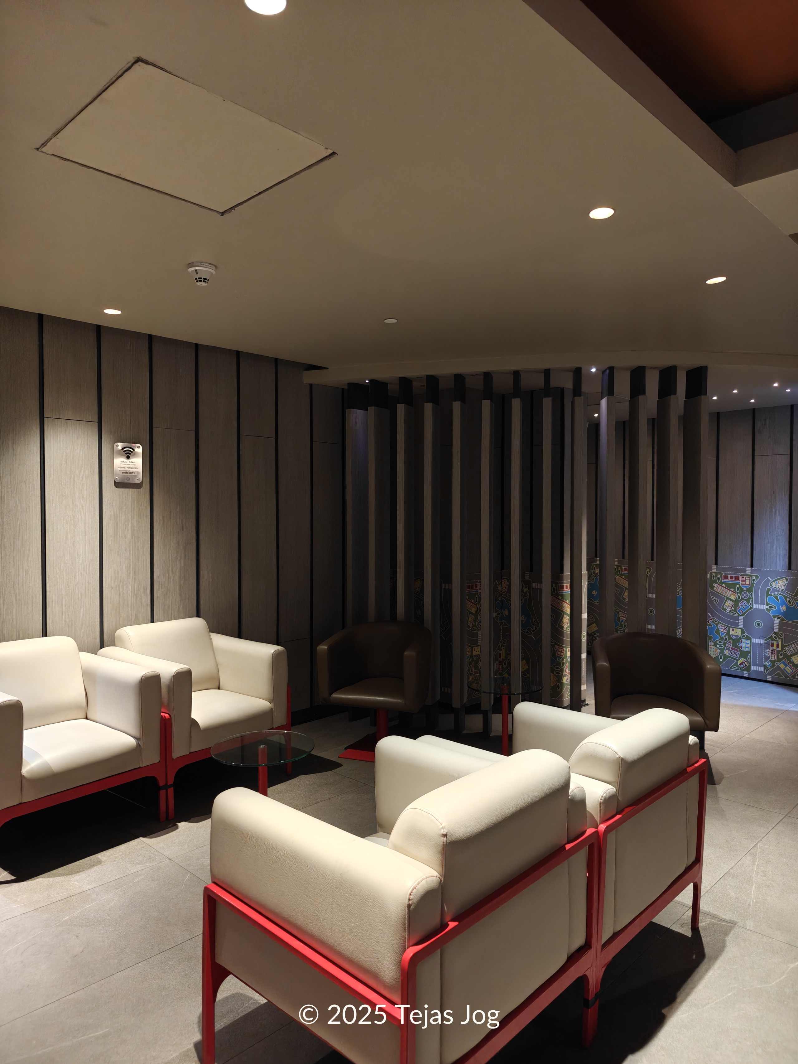 Andes Lounge