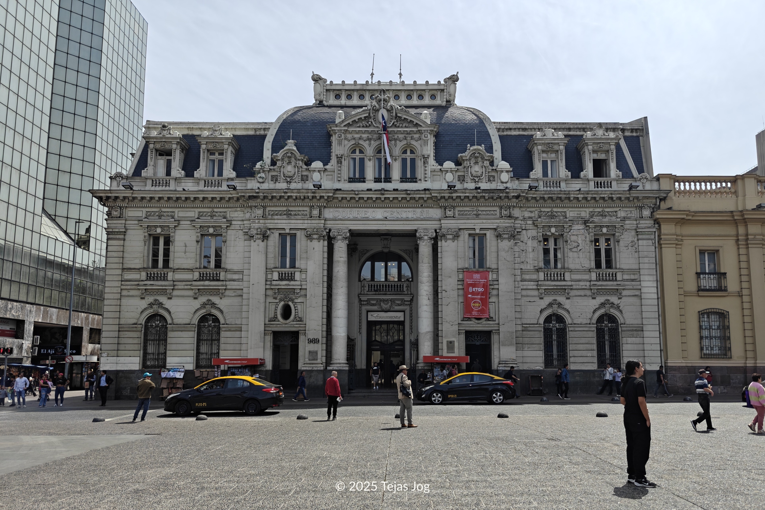 Edificio Correo Central / Correo Central Building