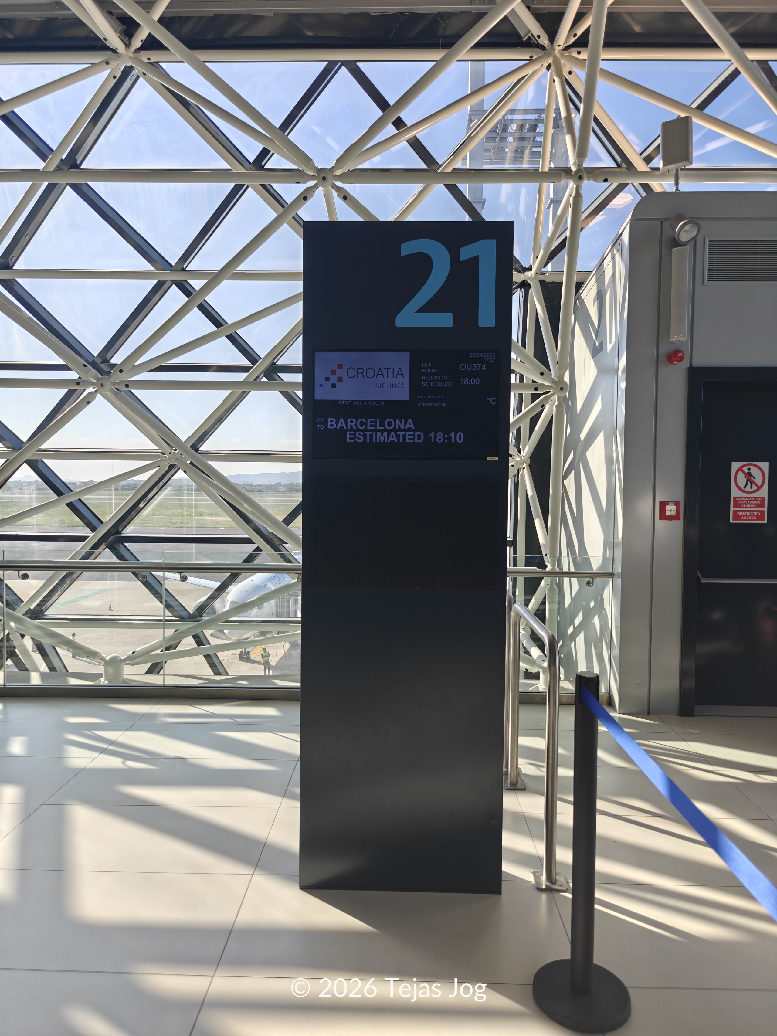 Croatia Airlines 374