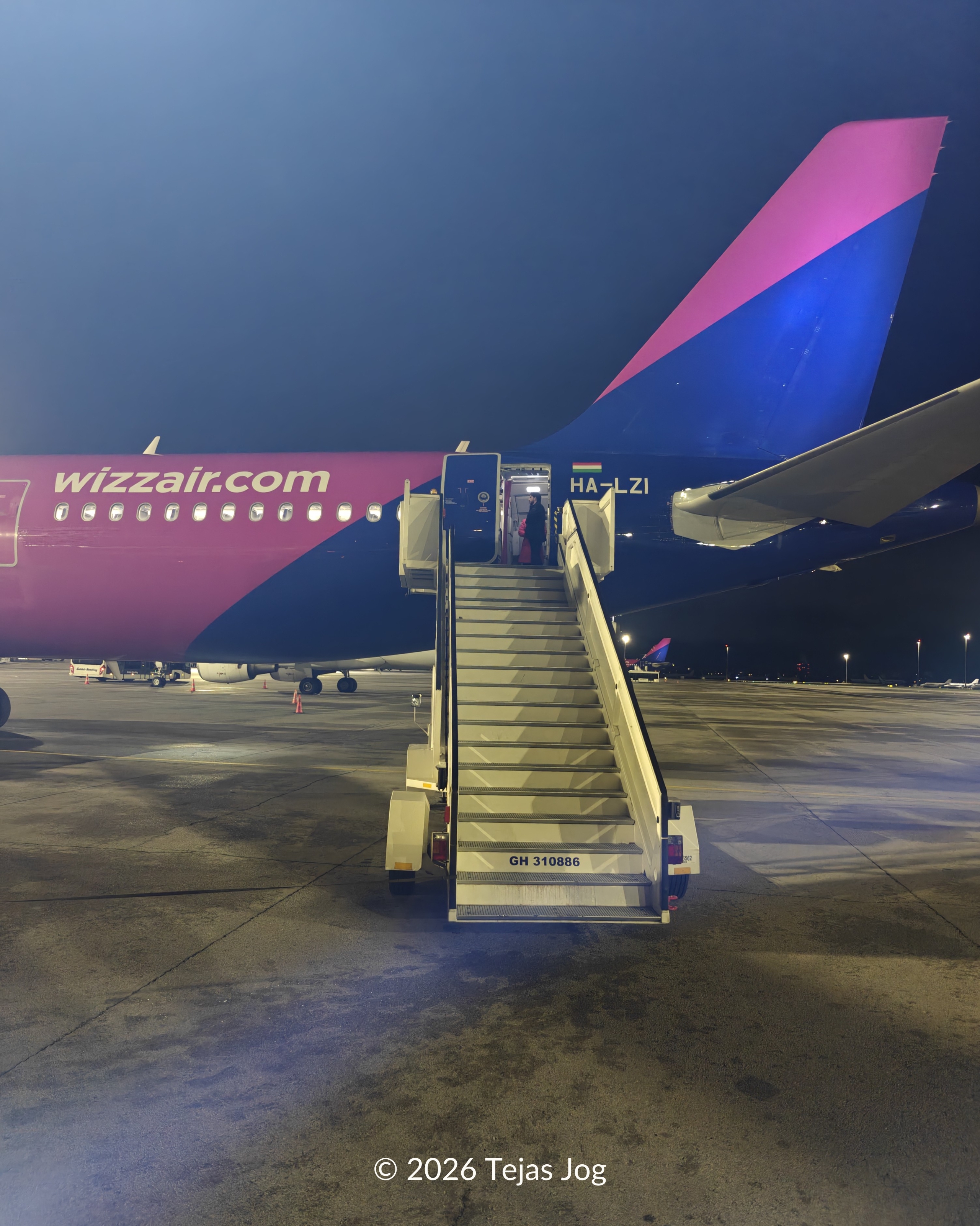 Wizz Air 4406 at Sofia International Airport