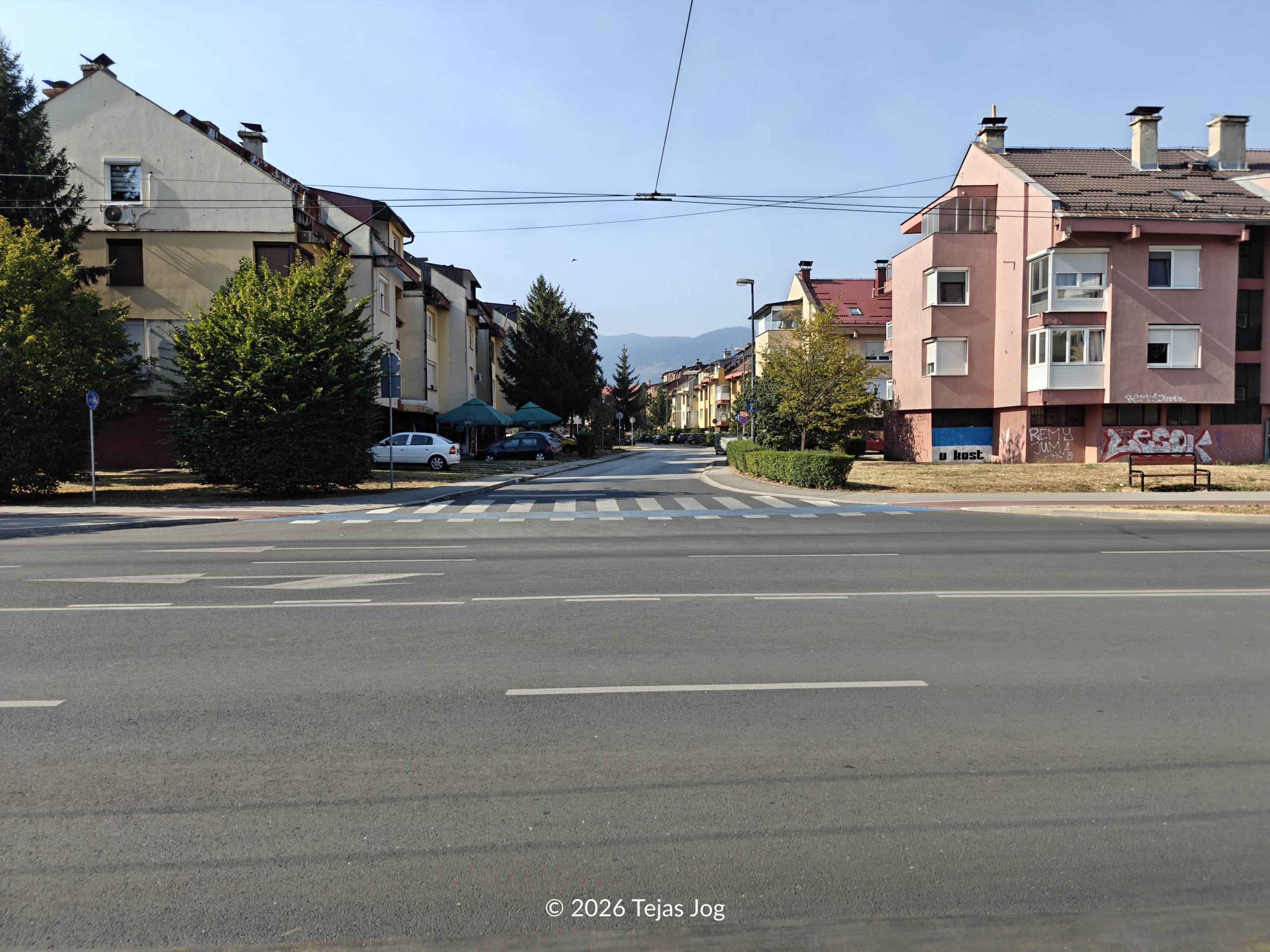 Dobrinja škola bus stop