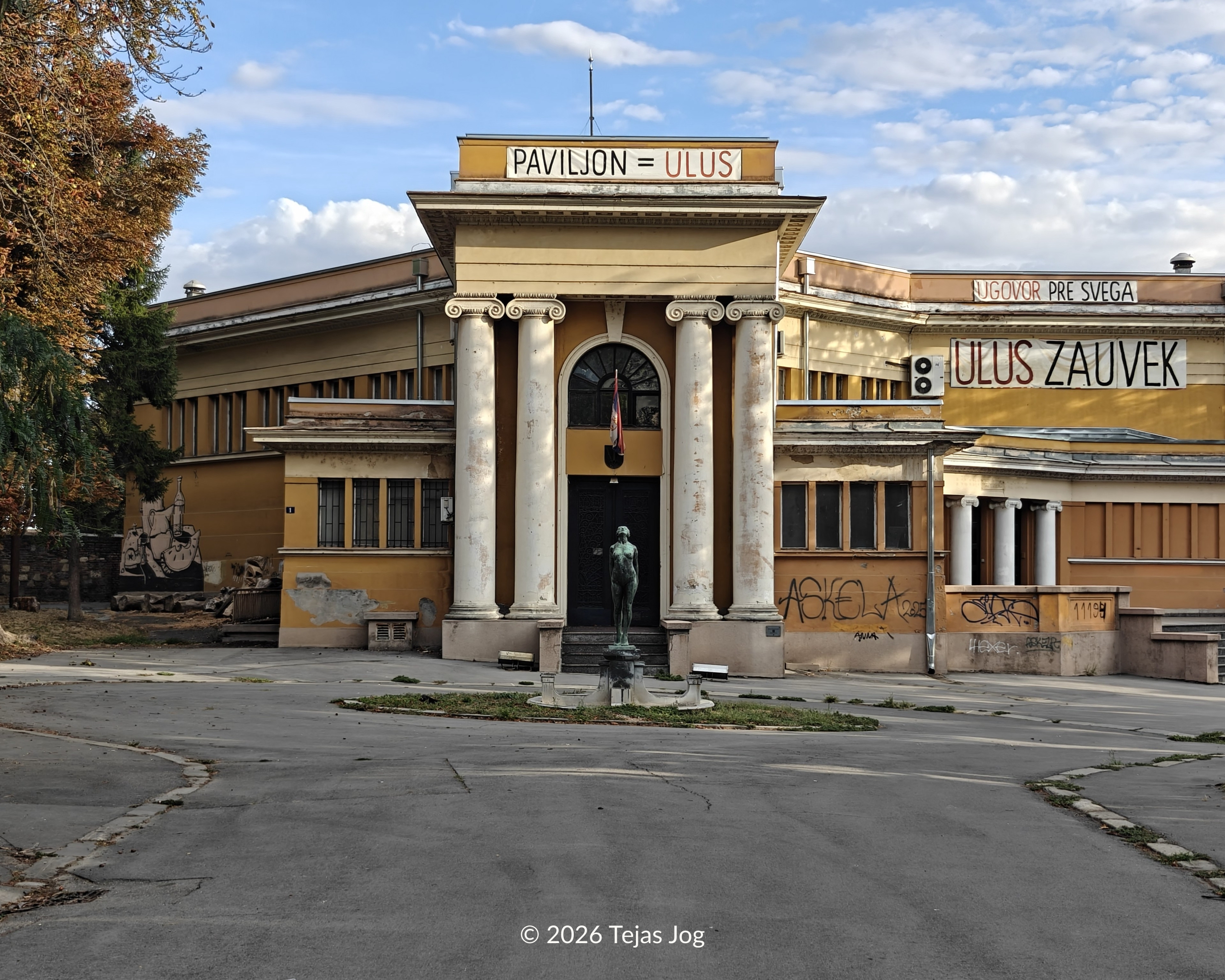Art Pavilion "Cvijeta Zuzorić" / Уметнички павиљон "Цвијета Цвијета Зузорић"